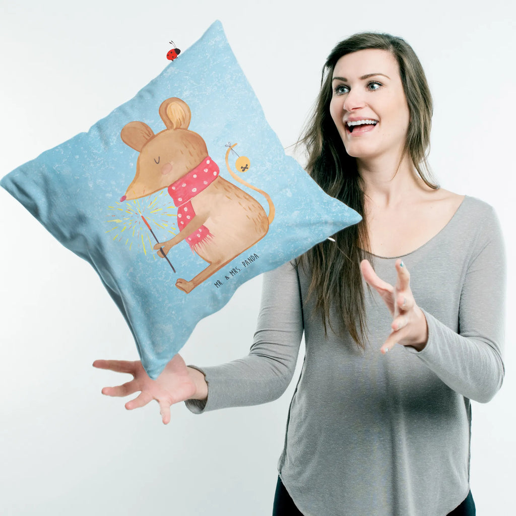 40x40 Kissen Maus Weihnachten Kopfkissen, Sofakissen, Dekokissen, Kissen 40x40, Kissenhülle 40x40, Couchkissen, Kissenbezug 40x40, Dekokissen 40x40, Kopfkissen 40x40, Motivkissen, Dekokissen Sofa, Kissen, Sofakissen 40x40, sitzkissen, Kissenbezüge, Kissenhülle, Kissen 40x40 Waschbar, Zierkissen, sofakissen, Winter, Weihnachten, Weihnachtsdeko, Nikolaus, Advent, Heiligabend, Wintermotiv, Mäuschen, Frohe Weihnachten, Weihnachtsmotiv, Maus, Weihnachtsgruß, Weihnachtswunder