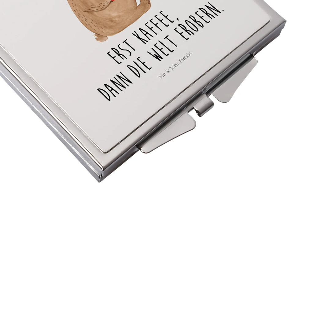 Handtaschenspiegel quadratisch Bär Kaffee Klappspiegel, Taschen-Kosmetikspiegel, Handspiegel Zum Mitnehmen, Klappbarer Handspiegel, Schminkspiegel To Go, Design Taschenspiegel, Kosmetikspiegel Klein, Tragbarer Spiegel, Taschenspiegel, Silber, Vintage Kompaktspiegel, Kompaktspiegel, Reise Spiegel, Klappbarer Taschenspiegel, Handspiegel Geschenkidee, Handspiegel Mit Hülle, Quadratischer Handspiegel, Schminkspiegel Kompakt, Mini Spiegel, Runder Taschenspiegel, Spiegel Für Unterwegs, Spiegel Für Handtasche, Handtaschenspiegel, Spiegel Für Schminktasche, Spiegel Für Make-Up Tasche, Handspiegel Für Damen, Deko Handspiegel, Teddy, Bär, Teddybär, Motivation, Guten Morgen, Coffee, Morgenroutine, Kaffee, Welt Retten, Welt Erobern, Bären