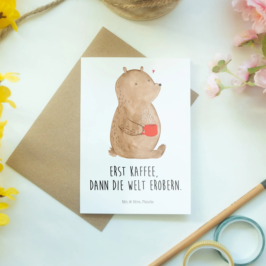 Greetings card bear Coffee Grußkarte, Klappkarte, Beileidskarte, hochzeitskarten, vatertagskarte, weihnachtskarten, neujahrskarte, genesungskarte, osterkarte, osterkarten, Motivkarte, einladungskarten, Glückwunschkarte, abiturkarte, Grußkarten, spruchkarte, babykarte, jubiläumskarte, kommunionskarte, firmungskarte, valentinstagskarte, dankeskarten, glückwunschkarten, Teddy, Teddybär, Bär, Kaffee, Welt Erobern, Bären, Coffee, Motivation, Morgenroutine, Welt Retten, Guten Morgen