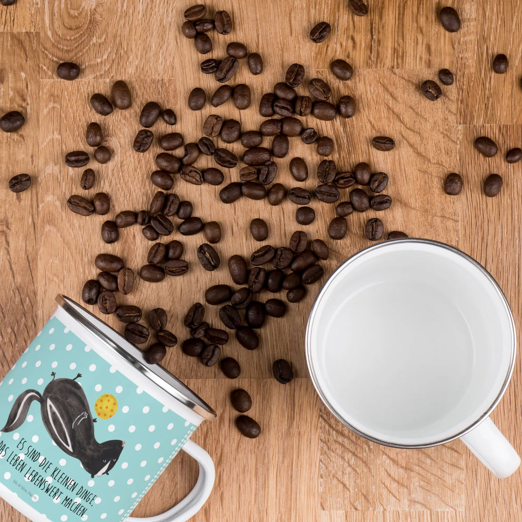 Enamel camping mug skunk ball metallbecher, Teetasse, wandertasse, Tasse, Tasse Emaille, Blechtasse, Kaffeebecher, Becher, emaillebecher, Metalltasse, becher emaille, Trinkbecher, blechbecher, Emailletasse, Teebecher, Pott, reisetasse, Kaffeetasse, Reisebecher, Emaille Tasse, wanderbecher, Campingbecher, Emaille Becher, Campingtasse, Stinktier, Skunk, Wildtier, Stinker, Weisheit, Verspielt, Stinki, Raubtier