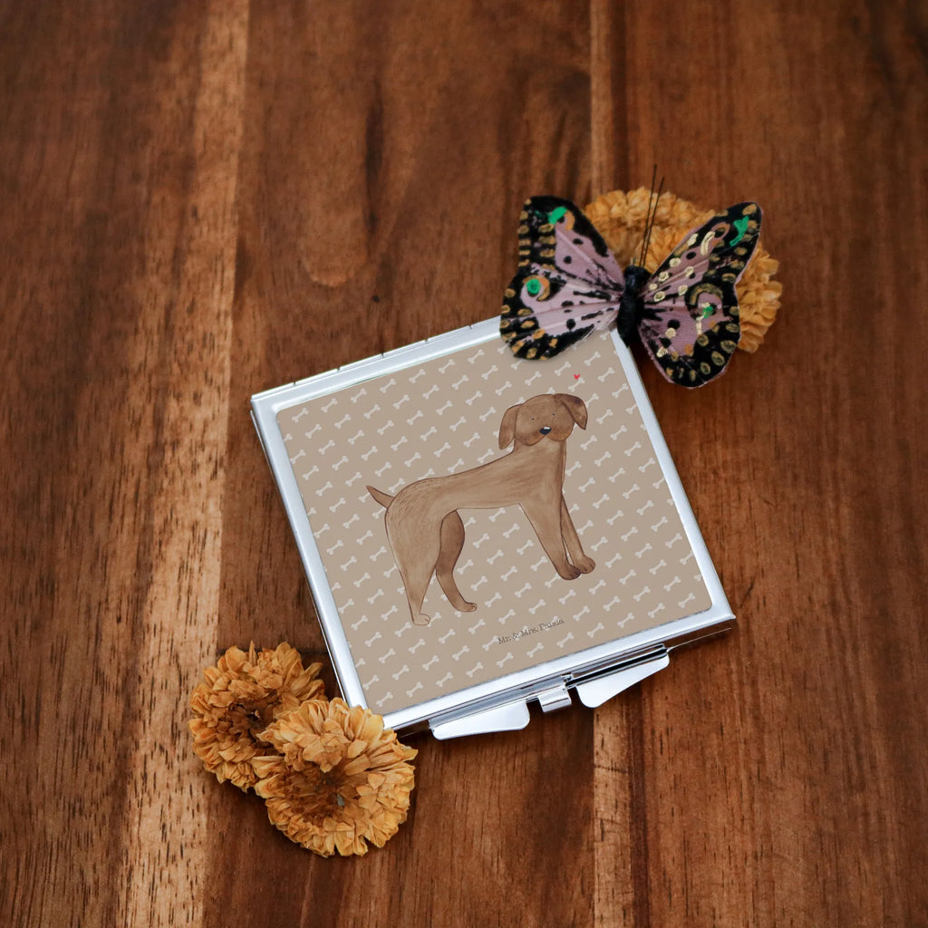 Kwadratowe lusterko do torebki pies Dog niemiecki Silber, Spiegel Für Schminktasche, Spiegel Für Handtasche, Quadratischer Handspiegel, Spiegel Für Make-Up Tasche, Handspiegel Mit Hülle, Schminkspiegel Kompakt, Kompaktspiegel, Klappbarer Taschenspiegel, Design Taschenspiegel, Schminkspiegel To Go, Deko Handspiegel, Handspiegel Für Damen, Kosmetikspiegel Klein, Handspiegel Geschenkidee, Runder Taschenspiegel, Klappspiegel, Handtaschenspiegel, Klappbarer Handspiegel, Spiegel Für Unterwegs, Reise Spiegel, Mini Spiegel, Handspiegel Zum Mitnehmen, Vintage Kompaktspiegel, Tragbarer Spiegel, Taschen-Kosmetikspiegel, Taschenspiegel, Sprüche, Hund, Hundebesitzer, Hunderasse, Haustier, Hundemotiv, Tierliebhaber, Hunde, Great Dane, Dogge, Deutsche Dogge