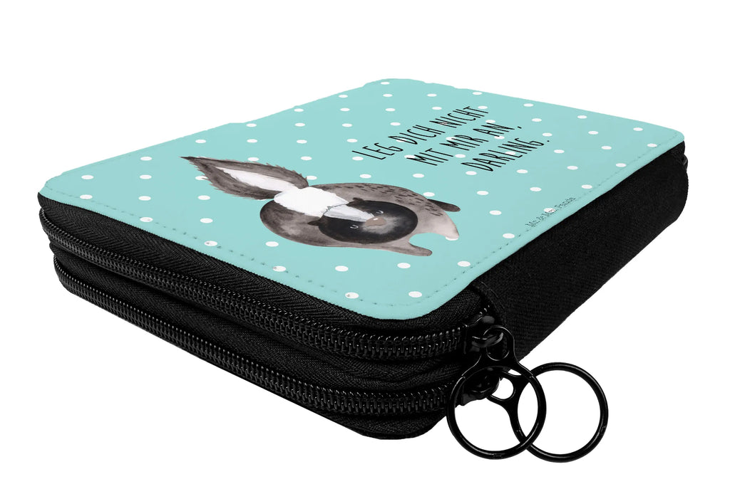 Leather folder skunk attack Kind, Federmappe Einschulung, Schülerin, Stifterolle, Schule, Stifte Etui, Federmappe, Kinder Federmappe, Federmäppchen bedruckt, Motiv, Geschenk, Schüler, Büro Stifte Etui, Federmäppchen, Stiftetasche, Grundschule, Einschulung, Bestückte Federmappe, Stinktier, Skunk, Raubtier, Drohung, Stinki, Wildtier, Stinker, wütend