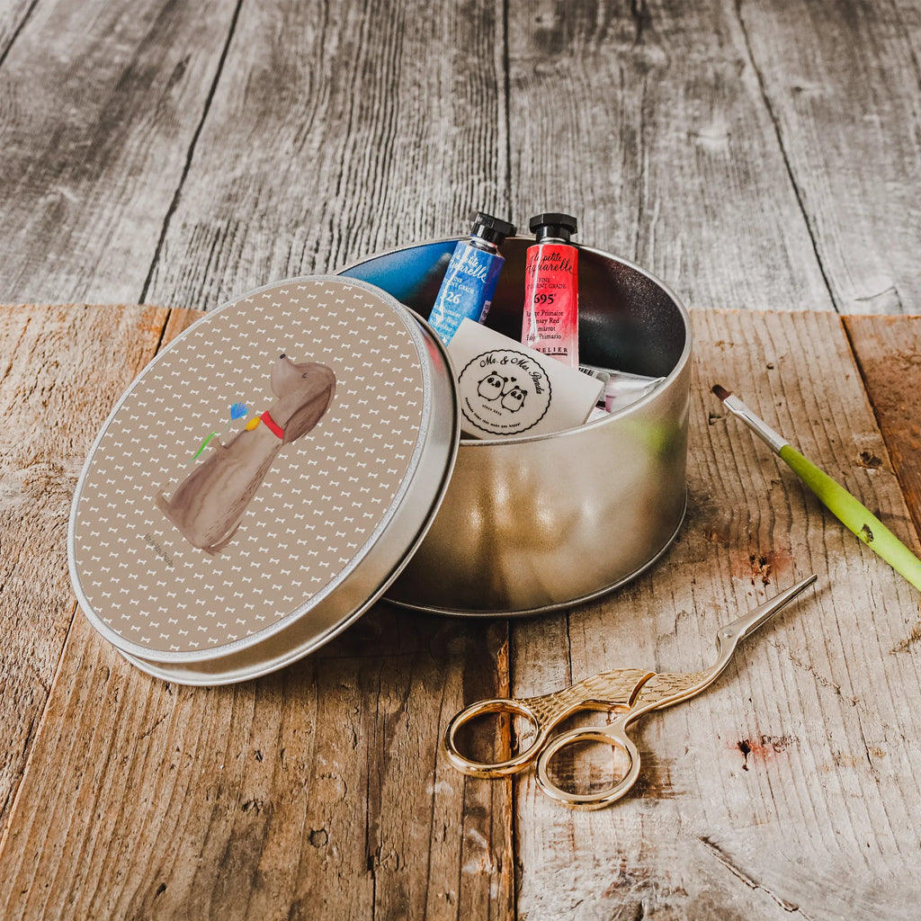 Blechdose rund Hund Blume Runde Blechdose Mit Spruch, Geschenkbox Rund Metall, Runde Dose Nostalgisch, Runde Blechdose, Aufbewahrungsdose Rund Metall, Runde Dose Zum Selbstgestalten, Blechdose Rund, Runde Dose Für Geschenk, Runde Dose Mit Liebevollem Design, Kleine Runde Blechdose, Blechdose Mit Deckel Rund, Metalldose Mit Deckel, Metalldose Rund, Runde Dose Für Bastelsachen, Teedose Rund Metall, Runde Dose Aufbewahrung, Runde Dose Zum Befüllen, Dose Rund Für Büro, Dose Für Süßigkeiten Rund, Große Runde Blechdose, Dose Für Kekse Rund, Vintage Blechdose Rund, Runde Blechdose Küche, Runde Blechdose Mit Motiv, Dekodose Rund Metall, Vorratsdose Aus Metall Rund, Runde Dose Bedruckt, Runde Dose Mit Klappdeckel, Runde Dose Mit Deckel, Runde Dose Für Haushalt, Runde Dose Für Schmuck, Dose Für Kleinkram Rund, Runde Dose Aus Blech, Vorratsdose Rund Blech, Hund, Hundemotiv, Haustier, Hunderasse, Tierliebhaber, Hundebesitzer, Sprüche, Frauchen, Hunde, Hundeliebe