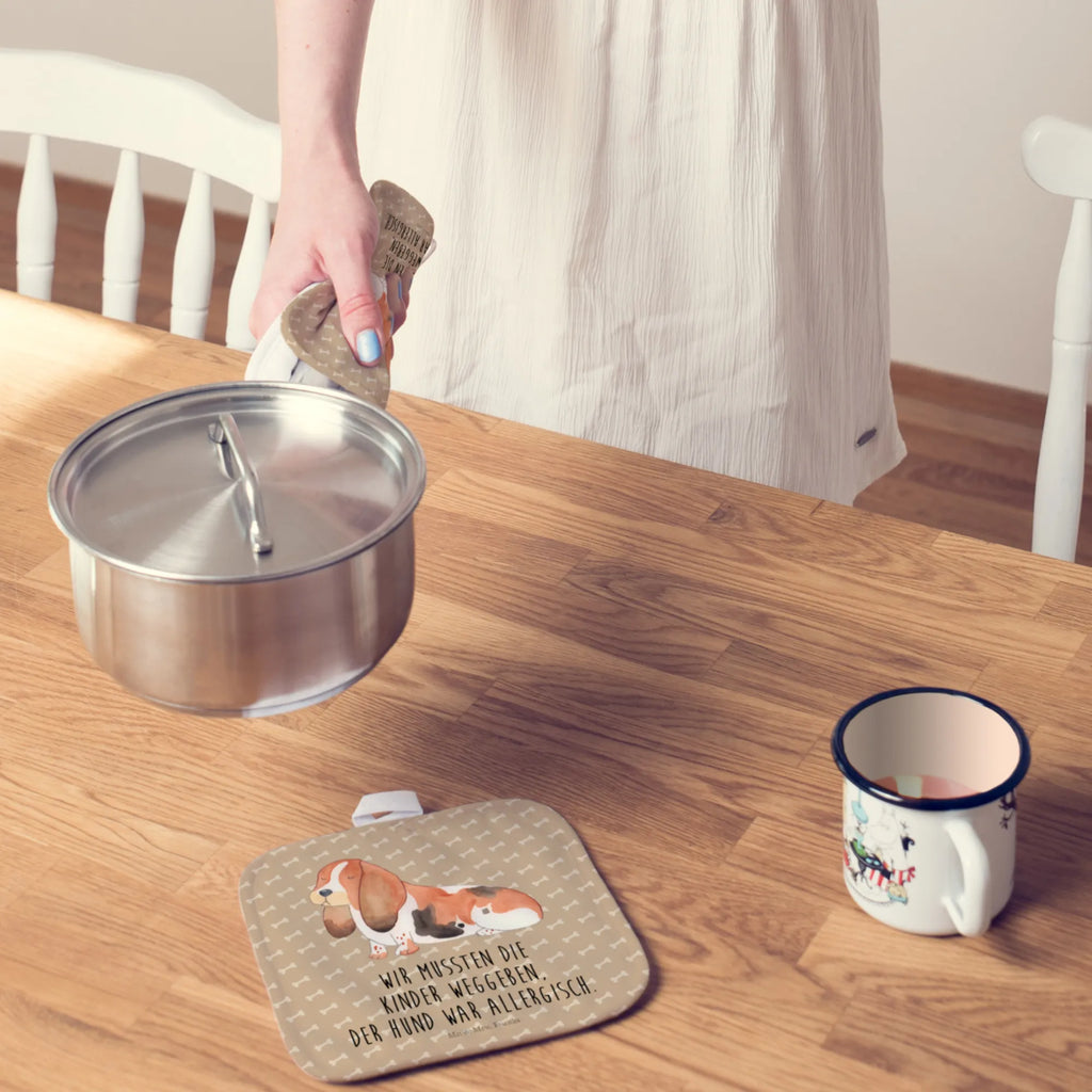 2er Set Topflappen  Hund Basset Hound Topflappen mit Spruch, Topflappen Set, Topflappen, Ofenhandschuh, Topfuntersetzer, Schöne Topflappen, Topfhandschuh, Topflappen lustig, Topflappenset, Ofenhandschuhe, Topfhandschuhe, Topflappen 2er Set, Hund, Hundemotiv, Haustier, Hunderasse, Tierliebhaber, Hundebesitzer, Sprüche, Basset Hound, kinderlos, Basset, Hundeliebe