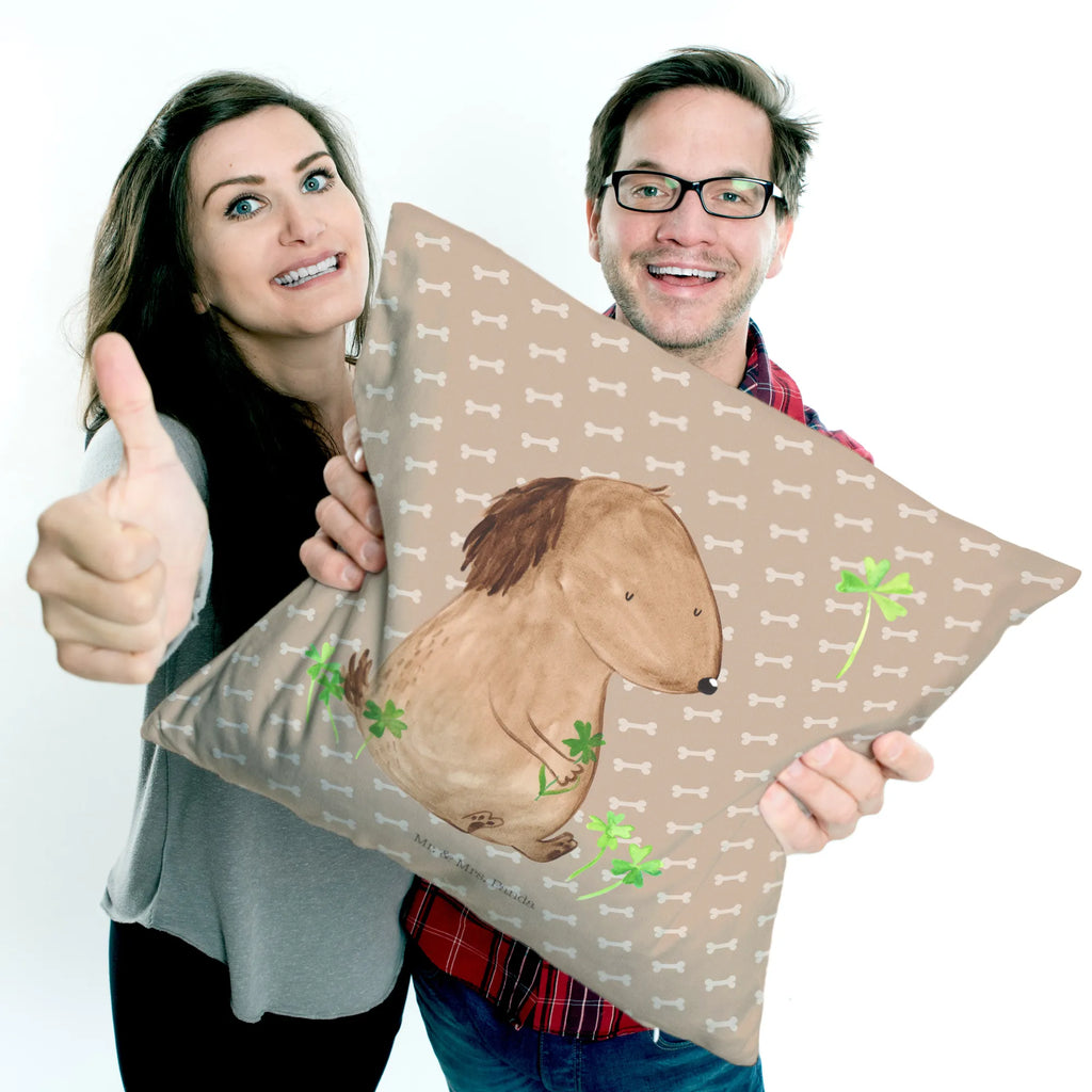 40x40 poduszka pies koniczyna deko kissen, Kuschelkissen, Kissen, Kopfkissen 40x40, sofa kissen, microfaser kopfkissen, Motivkissen, microfaser zierkissen, 40 X 40 Kissen, Kissen 40x40, couch kissen, Couchkissen, Polsterkissen, kissen mikrofaser, kuschelkissen 40x40, Mikrofaser Kissen, couchkissen 40x40, kuschel kissen, 40x40 kissen, zierkissen 40x40, zier kissen, wohnzimmer kissen, kissen für sofa, Sofakissen 40x40, microfaser dekokissen, Dekokissen 40x40, kissen für couch, Dekokissen, Dekokissen Sofa, kissen 40 x 40, Zierkissen, Kopfkissen, Sofakissen, wurfkissen, microfaser sofakissen, Hund, Hundebesitzer, Hunderasse, Sprüche, Haustier, Hundemotiv, Tierliebhaber, Glück, Kleeblatt, Tagträume, Geschenk, Selbstliebe, Neuanfang, Glücksbringer, Motivation, Achtsamkeit