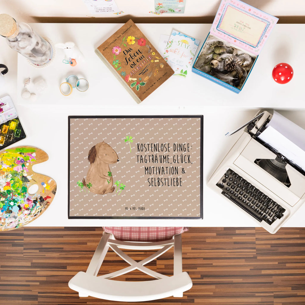 Schreibtischunterlage Hund Kleeblatt schreibauflagen, tischauflagen, tischpad, schreibtischunterlagen, tischmatte, Tischunterlage, tischmatten, Schreibtisch Unterlagen, tischauflage, Schreibunterlage, schreibauflage, schreibtischunterlage, Schreibtisch Matte, schreibtischauflagen, schreibmatte, schreibtischmatte, tischpads, pultunterlage, arbeitsunterlage, arbeitsmatte, Schreibtischauflage, Hund, Hundebesitzer, Hunderasse, Sprüche, Haustier, Hundemotiv, Tierliebhaber, Selbstliebe, Kleeblatt, Glück, Neuanfang, Geschenk, Achtsamkeit, Glücksbringer, Motivation, Tagträume