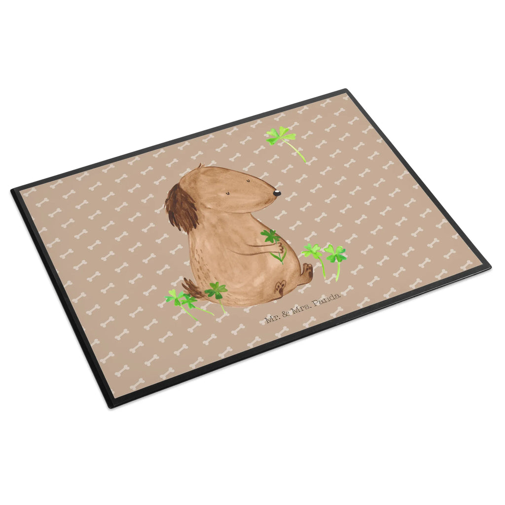 Schreibtischunterlage Hund Kleeblatt schreibauflagen, tischauflagen, tischpad, schreibtischunterlagen, tischmatte, Tischunterlage, tischmatten, Schreibtisch Unterlagen, tischauflage, Schreibunterlage, schreibauflage, schreibtischunterlage, Schreibtisch Matte, schreibtischauflagen, schreibmatte, schreibtischmatte, tischpads, pultunterlage, arbeitsunterlage, arbeitsmatte, Schreibtischauflage, Hund, Hundebesitzer, Hunderasse, Sprüche, Haustier, Hundemotiv, Tierliebhaber, Selbstliebe, Kleeblatt, Glück, Neuanfang, Geschenk, Achtsamkeit, Glücksbringer, Motivation, Tagträume