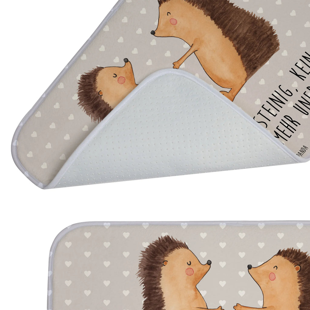 Badematte Igel Liebe Badvorleger Vintage, Badvorleger Design, Badvorleger Gemustert, Waschbarer Badvorleger, Badvorleger Klein, Saugfähiger Badvorleger, Badvorleger Klassisch, Badvorleger Für Dusche, Badvorleger Modern, Bad Fußmatte, Badmatte Waschbar, Badvorleger Baumwolle, Teppich Fürs Bad, Badvorleger Nachhaltig, Badvorleger Antirutsch, Badvorleger Für Badewanne, Badvorleger Mikrofaser, Badezimmerteppich, Weicher Badvorleger, Badgarnitur, Badematte Rutschfest, Duschvorleger, Rutschfester Badvorleger, Weiche Badezimmermatte, Badteppich, Badezimmer Matte, Badvorleger Schwarz, Badvorleger Teppich, Badvorleger Weiß, Badvorleger Für Gäste-WC, Badläufer, Badvorleger, Badvorleger Groß, Badematten Set, Badvorleger Naturmaterial, Rechteckiger Badvorleger, Badematte, Runder Badvorleger, Liebe, Partner, Freund, Freundin, Ehemann, Ehefrau, Heiraten, Verlobung, Heiratsantrag, Liebesgeschenk, Jahrestag, Hocheitstag, Igel, Hochzeitstag, Verheiratet, Verliebt, Hochzeit, Verlobt, Geschenk, Liebesbeweis