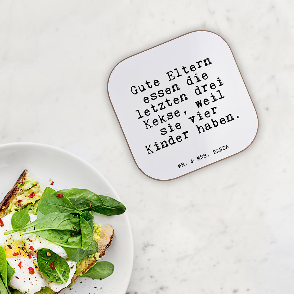 Quadratische Untersetzer Fun Talk Gute Eltern essen die letzten drei Kekse, weil sie vier Kinder haben. Bierdeckel, Glasuntersetzer, Untersetzer Gläser, Getränkeuntersetzer, Spruch, Sprüche, lustige Sprüche, Weisheiten, Zitate, Spruch Geschenke, Glizer Spruch Sprüche Weisheiten Zitate Lustig Weisheit Worte