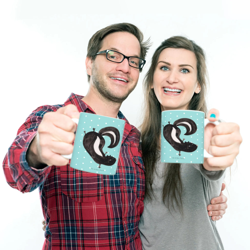 Kindertasse Stinktier Handstand Kindertasse Mit Tiermotiv, Kindertasse Ökologisch, Kinder-Porzellantasse Mit Motiv, Kindertasse Auslaufsicher, Kindertasse Spülmaschinenfest, Tasse Mit Henkel Für Kinder, Kindertasse Mit Strohhalm, Trinklern-Tasse, Kindertasse BPA-Frei, Trinklernbecher Mit Deckel, Trinklernbecher Aus Kunststoff, Kindertasse Bunt, Tasse Für Kinder, Kindertasse Mit Griffen, Kinderbecher Für Kleinkinder, Trinklernbecher, Kinder-Keramiktasse, Kinder-Thermobecher, Kinderbecher Mit Deckel, Kinderbecher Aus Edelstahl, Tasse Für Schulanfänger, Kinder-Porzellantasse, Trinklernbecher Personalisiert, Kindertasse Für Vorschüler, Kindergeburtstag, Kindertasse Für Baby, Kindertasse Handgemacht, Kindertasse, Design Kindertasse, Kindertasse Aus Silikon, Nachhaltige Kindertasse, Kinderbecher Mit Spruch, Kinderbecher Unzerbrechlich, Kinderbecher, Tasse Für Kleinkinder, Kindertasse Mikrowellengeeignet, Kindertasse Bruchsicher, Kindertasse Mit Cartoonmotiv, Skunk, Stinktier, Stinker, Raubtier, Stinki, Spielplatz, Verpielt, Kind, Wildtier