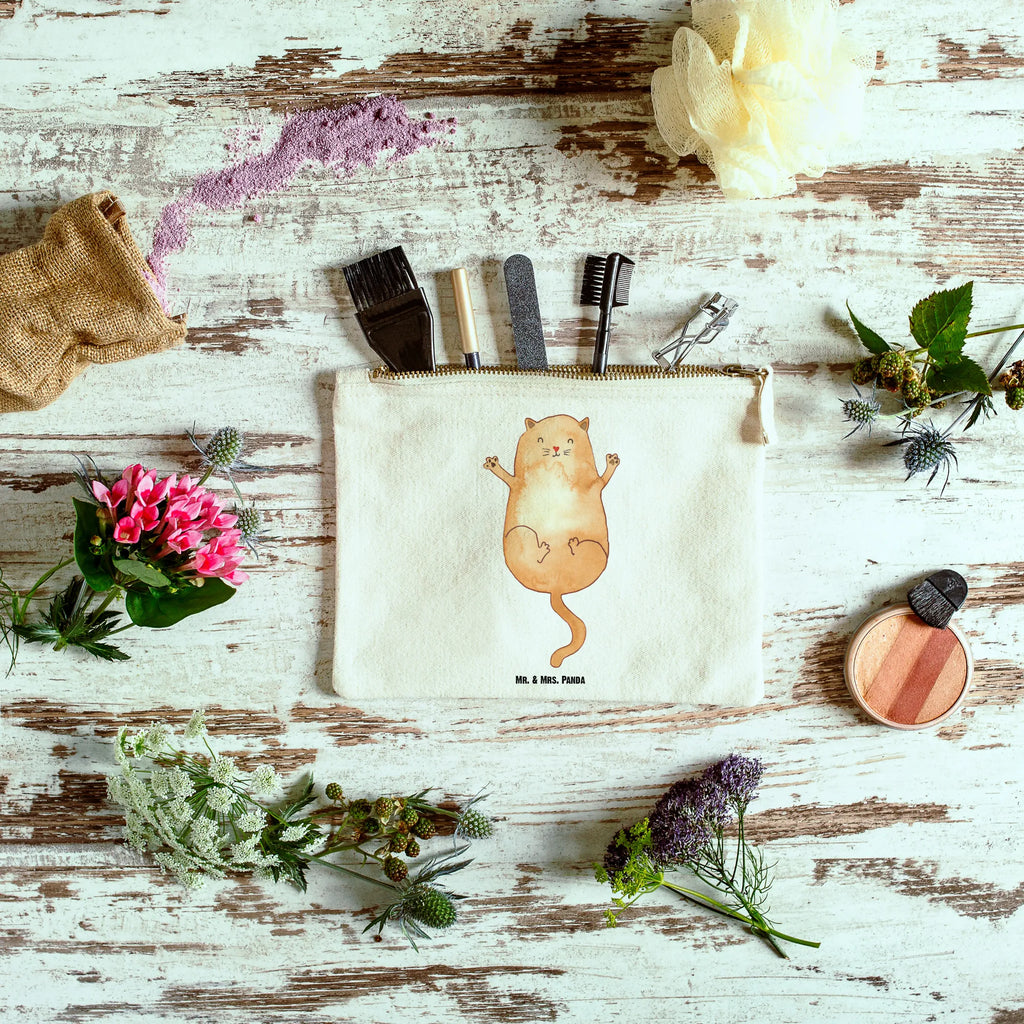 Make-up bag Cat Embrace Aufbewahrung für Schminke, Kulturbeutel Damen, Schminktasche Modern, Schminktasche Blumen, Schminktasche Klein, Kosmetiktasche Organizer, Schminktasche für Unterwegs, Schminktasche Zum Aufhängen, Schminkbeutel, Schminktasche Geschenk, Schminktasche Minimalistisch, Schminktasche Leder, Kosmetiktasche Damen, Schminktäschchen, Kosmetiktasche Für Handtasche, Reise-Kosmetiktasche, Schminktasche Mit Fächern, Kosmetiktasche Zum Mitnehmen, Schminktasche Wasserdicht, Make-Up Tasche, Kosmetiktasche Mit Spiegel, Schminktasche Für Teenager, Schminktasche Für Unterwegs, Kosmetiktasche, Schminktasche Für Mädchen, Schminktasche Reise, Schminktasche Tiermotiv, Schminktasche, Schminktasche Mit Muster, Schminktasche Groß, Stifteaufbewahrung, Schminktasche Nachhaltig, Schminktasche Stoff, Schminktasche Transparent, Schminktasche Mit Reißverschluss, Katze, Katzenmotiv, Katzenfan, Katzendeko, Katzenfreund, Katzenliebhaber, Katzenprodukte, Katzenartikel, Katzenaccessoires, Katzensouvenirs, Katzenliebhaberprodukte, Katzenmotive, Katzenliebe, Freunde, Haustier, beste Freunde, Kater, Freundin, Katzen, Liebe, Mietze, Cat, Katzenbesitzerin, Familie, Katzenhalter, Cats