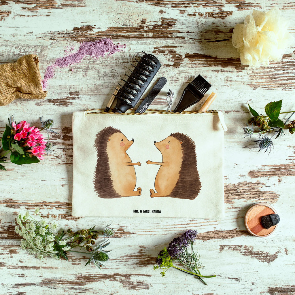 Schminktasche Igel Liebe aufbewahrungstasche, Waschbeutel, Kulturtasche, beauty case, Kosmetikbeutel, Kulturbeutel, aufbewahrungsbeutel, pencil case, Schminktäschchen, Etui, utensilientasche, Mäppchen, Waschtasche, Schminktasche, Schminkbeutel, Stiftemäppchen, kosmetiktäschchen, beauty tasche, Federmappe, pinsel tasche, toiletry bag, Kosmetiktasche, Schlampermäppchen, Freundin, Liebe, Ehefrau, Ehemann, Partner, Verlobung, Freund, Jahrestag, Hocheitstag, Heiratsantrag, Liebesgeschenk, Heiraten, Igel, Geschenk, Liebesbeweis, Hochzeitstag, Verliebt, Verheiratet, Verlobt, Hochzeit