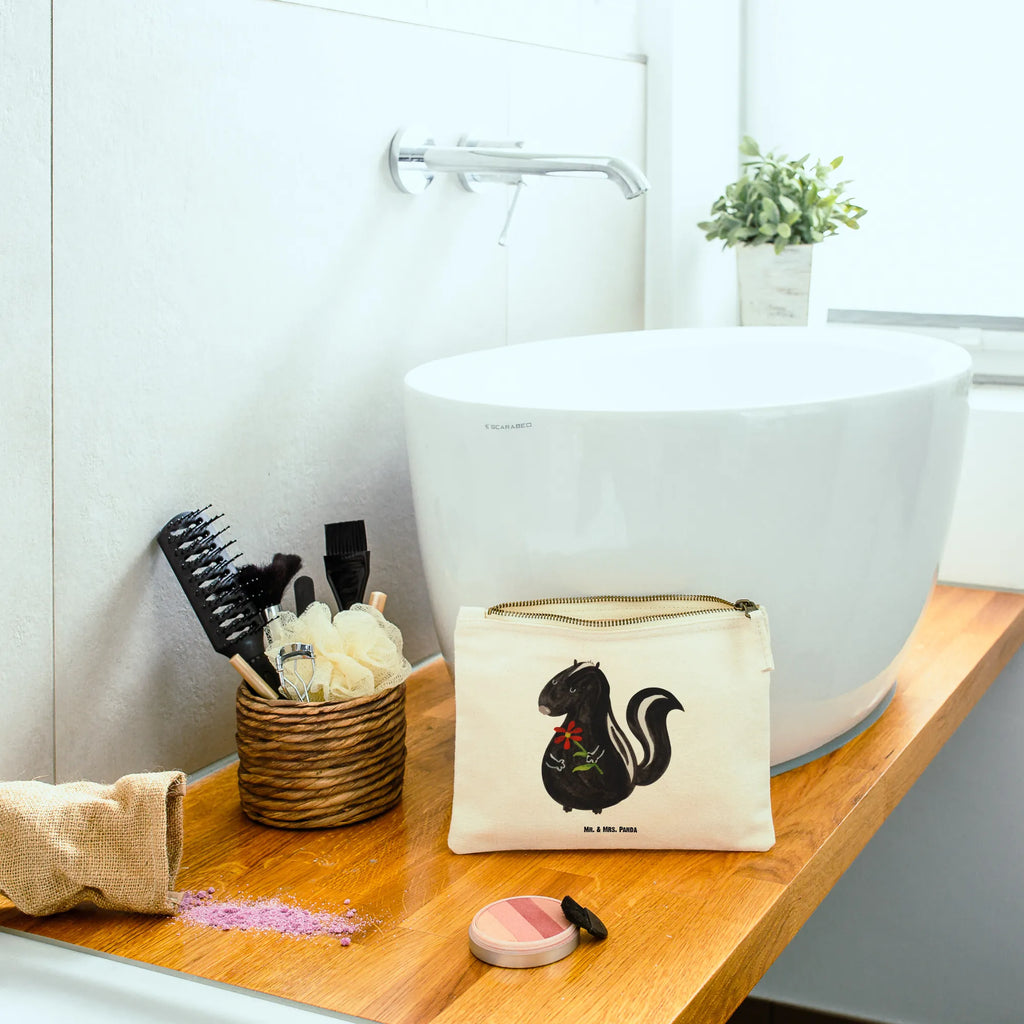 Make-up bag skunk flower Stiftemäppchen, beauty case, Kosmetiktasche, Federmappe, Etui, toiletry bag, Schminktasche, Kosmetikbeutel, beauty tasche, Waschbeutel, Schlampermäppchen, Mäppchen, aufbewahrungsbeutel, pencil case, pinsel tasche, Kulturbeutel, Kulturtasche, Waschtasche, utensilientasche, Schminktäschchen, kosmetiktäschchen, Schminkbeutel, aufbewahrungstasche, Stinktier, Skunk, Träume, Verträumt, Raubtier, Stinker, Wildtier, Tagträumer, Stinki, Dreams