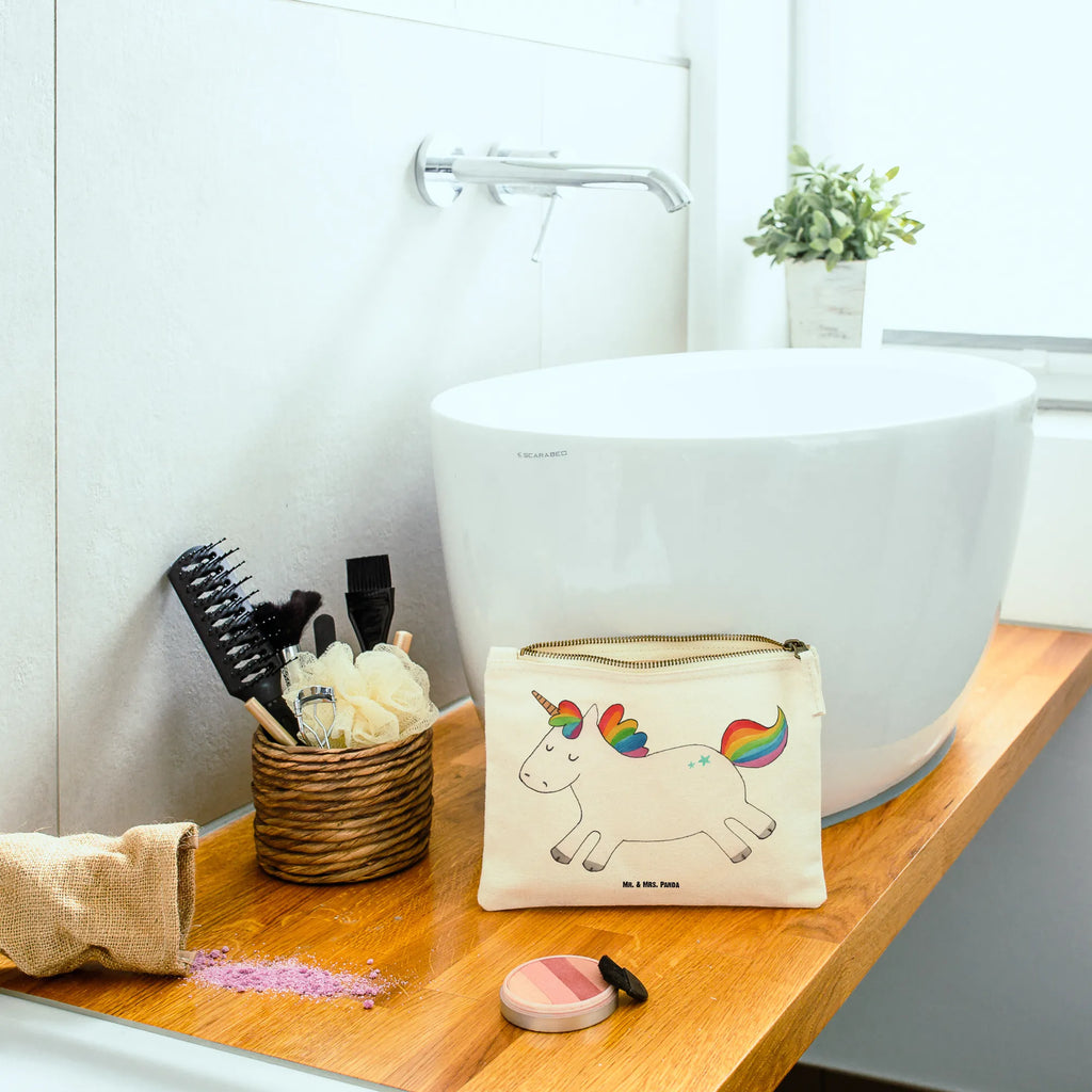 Make-up bag unicorn happy Kosmetiktasche Mit Spiegel, Schminktasche für Unterwegs, Schminktasche Stoff, Schminktasche Klein, Schminkbeutel, Reise-Kosmetiktasche, Schminktäschchen, Schminktasche Mit Muster, Kulturbeutel Damen, Kosmetiktasche Zum Mitnehmen, Schminktasche Transparent, Schminktasche Für Teenager, Schminktasche Reise, Schminktasche Zum Aufhängen, Schminktasche Leder, Schminktasche Minimalistisch, Make-Up Tasche, Kosmetiktasche, Schminktasche Blumen, Schminktasche Groß, Schminktasche Mit Reißverschluss, Schminktasche Mit Fächern, Kosmetiktasche Für Handtasche, Stifteaufbewahrung, Schminktasche Nachhaltig, Kosmetiktasche Organizer, Schminktasche Tiermotiv, Schminktasche Geschenk, Schminktasche Für Mädchen, Schminktasche Für Unterwegs, Schminktasche Modern, Aufbewahrung für Schminke, Kosmetiktasche Damen, Schminktasche, Schminktasche Wasserdicht, Einhorn, Einhörner, Einhorn Deko, Unicorn, Lebensfreude, fröhlich, Lachen, glücklich, witzig, spannend, Spaß, Lächeln, Freude