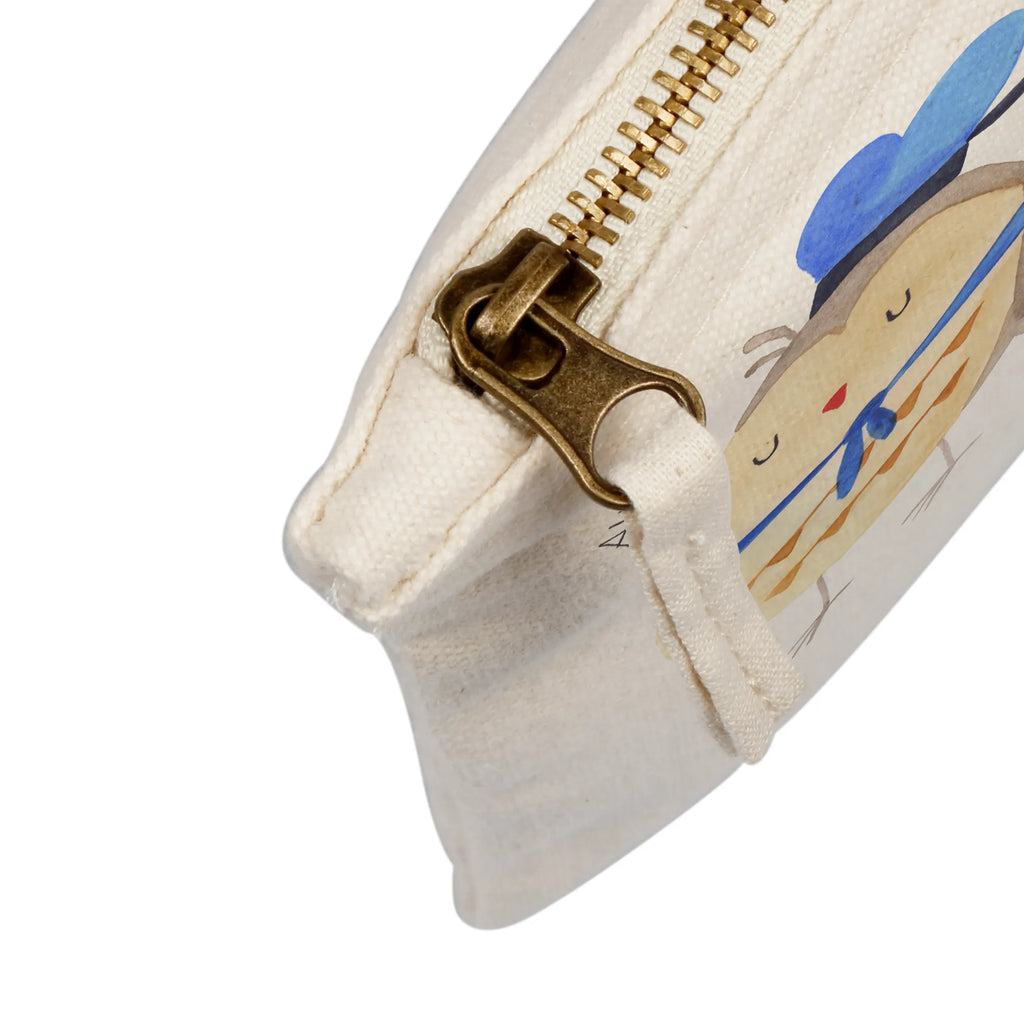 Schminktasche Eule Matrose Schlampermäppchen, Kosmetikbeutel, Schminkbeutel, aufbewahrungsbeutel, utensilientasche, Stiftemäppchen, Mäppchen, beauty tasche, Etui, Waschbeutel, Schminktasche, Federmappe, aufbewahrungstasche, toiletry bag, Kulturbeutel, kosmetiktäschchen, Schminktäschchen, Kosmetiktasche, Kulturtasche, pencil case, pinsel tasche, Waschtasche, beauty case, Eule, Wortspiel Lustig, Eule Deko, Matrose, Owl, Ehe, Hochzeitstag Geschenk, Eule Spruch, Heimathafen, Freundin, Seefahrer