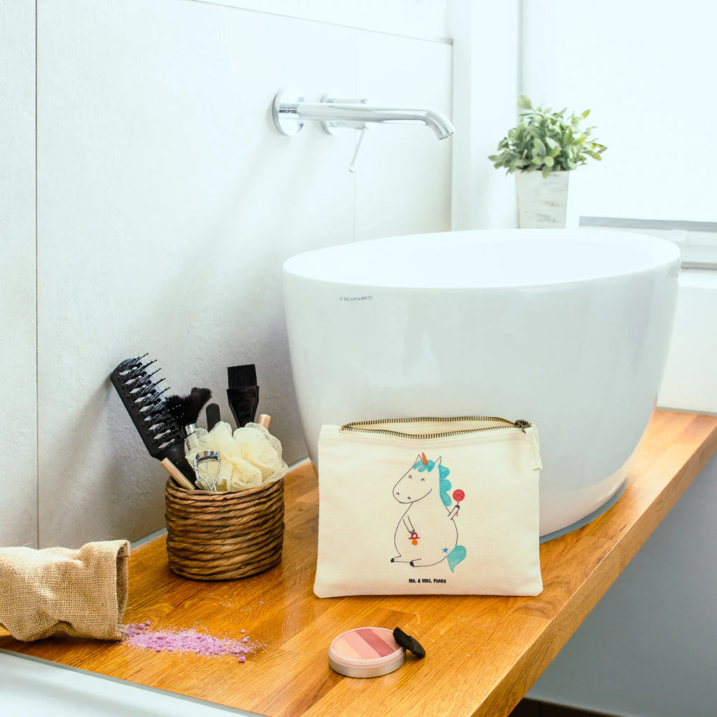 Schminktasche Einhorn Baby kosmetiktäschchen, Kulturtasche, Waschbeutel, Etui, pencil case, Schminkbeutel, Waschtasche, beauty case, aufbewahrungsbeutel, Schminktasche, beauty tasche, Stiftemäppchen, Kulturbeutel, utensilientasche, toiletry bag, Mäppchen, Schlampermäppchen, aufbewahrungstasche, pinsel tasche, Kosmetiktasche, Kosmetikbeutel, Federmappe, Schminktäschchen, Einhörner, Unicorn, Einhorn, Einhorn Deko, Babyglück, Geburtstag, Nachwuchs, Schnuller, Kind, Baby, Geburt, Mutter, Erstes Kind, Eltern, Party