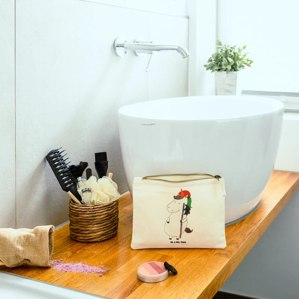 Make-up bag unicorn Young Kulturbeutel, Kosmetikbeutel, aufbewahrungsbeutel, Stiftemäppchen, Schminktäschchen, beauty case, Schminktasche, kosmetiktäschchen, Schlampermäppchen, beauty tasche, Federmappe, utensilientasche, toiletry bag, Mäppchen, pencil case, Waschbeutel, Waschtasche, Kulturtasche, Kosmetiktasche, pinsel tasche, aufbewahrungstasche, Etui, Schminkbeutel, Unicorn, Einhörner, Einhorn, Einhorn Deko, Mittelalter, Bube