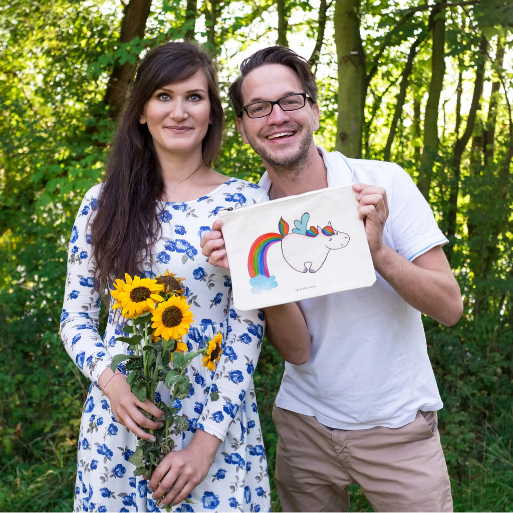 Make-up bag unicorn Pegasus Schminktasche, Mäppchen, Schminktäschchen, beauty tasche, pencil case, Schlampermäppchen, kosmetiktäschchen, Schminkbeutel, Federmappe, Etui, toiletry bag, Kosmetikbeutel, Kulturtasche, Waschtasche, Waschbeutel, pinsel tasche, Kulturbeutel, utensilientasche, aufbewahrungstasche, Kosmetiktasche, aufbewahrungsbeutel, beauty case, Stiftemäppchen, Einhörner, Unicorn, Einhorn, Einhorn Deko, Realität, Glitzer, Regenbogen, Erwachsenwerden, Spielen