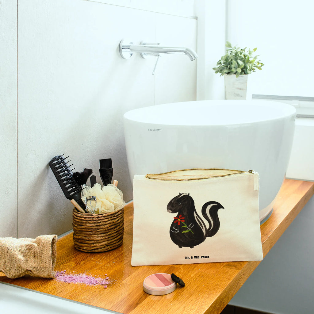 Make-up bag skunk flower Stiftemäppchen, beauty case, Kosmetiktasche, Federmappe, Etui, toiletry bag, Schminktasche, Kosmetikbeutel, beauty tasche, Waschbeutel, Schlampermäppchen, Mäppchen, aufbewahrungsbeutel, pencil case, pinsel tasche, Kulturbeutel, Kulturtasche, Waschtasche, utensilientasche, Schminktäschchen, kosmetiktäschchen, Schminkbeutel, aufbewahrungstasche, Stinktier, Skunk, Träume, Verträumt, Raubtier, Stinker, Wildtier, Tagträumer, Stinki, Dreams