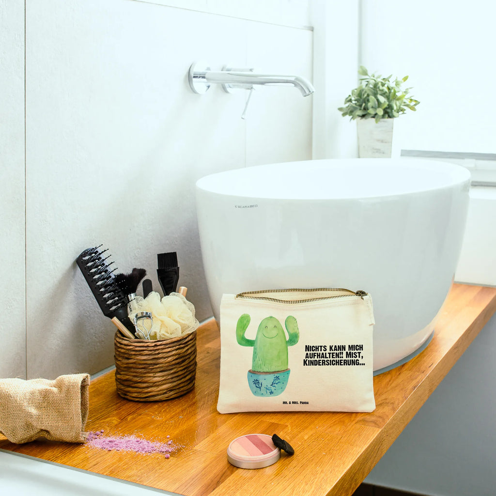 Make-up bag cactus happy Schminkbeutel, toiletry bag, Etui, Stiftemäppchen, pencil case, Federmappe, Waschbeutel, Schminktäschchen, pinsel tasche, Waschtasche, Schlampermäppchen, kosmetiktäschchen, aufbewahrungstasche, beauty case, aufbewahrungsbeutel, Schminktasche, Mäppchen, Kulturbeutel, beauty tasche, Kulturtasche, utensilientasche, Kosmetikbeutel, Kosmetiktasche, Kakteen, Kaktus, Büroalltag, Ausbildung, Mutter, Freundin, Motivation, Büro, Neustart, Spruch, Kindersicherung, Lustig, Familie, Kollegin, Kollege