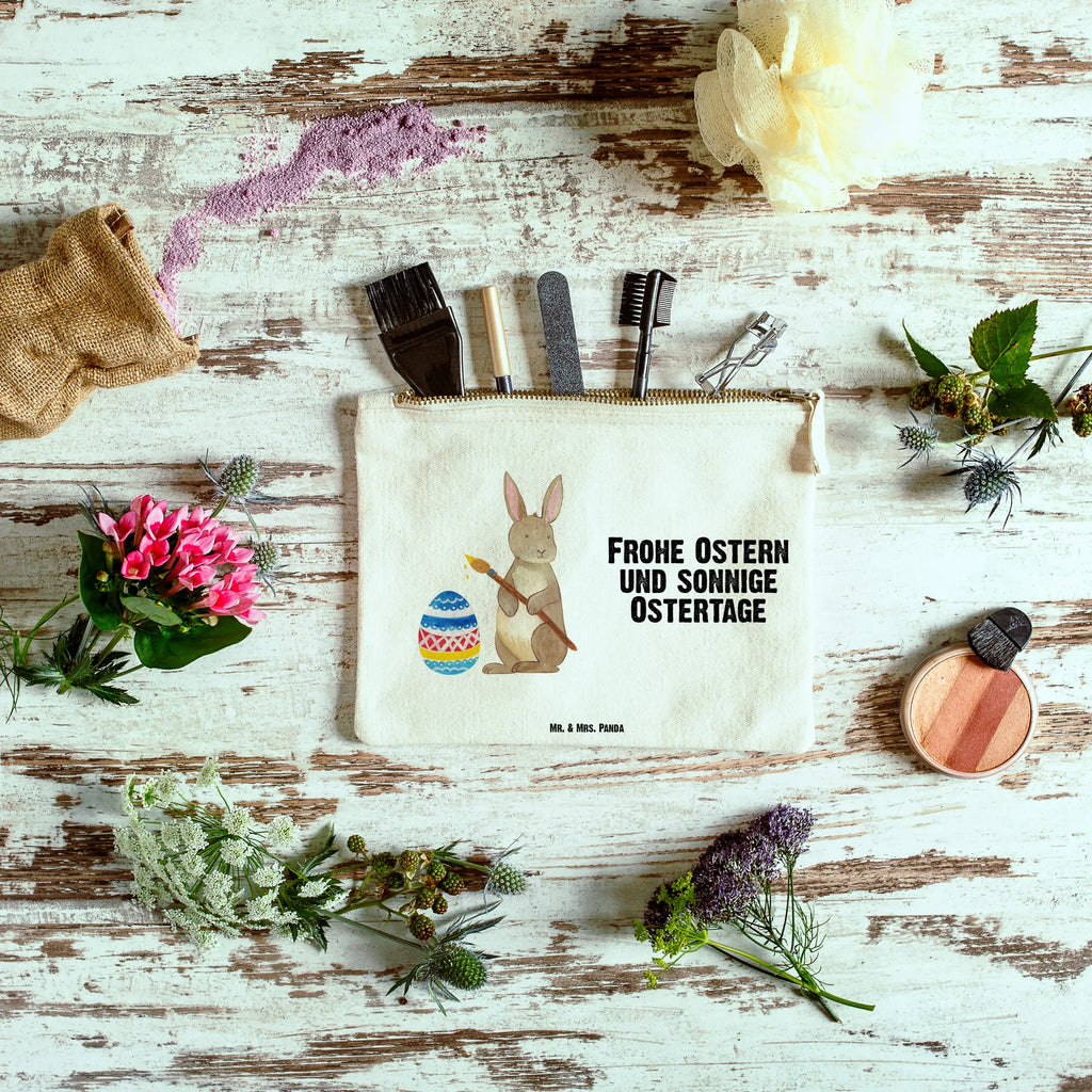 Make-up bag Hare painting eggs Schminkbeutel, Kulturbeutel, Kulturtasche, beauty case, Kosmetiktasche, Stiftemäppchen, Etui, Schlampermäppchen, Schminktäschchen, aufbewahrungstasche, pinsel tasche, aufbewahrungsbeutel, utensilientasche, Mäppchen, pencil case, Kosmetikbeutel, Federmappe, beauty tasche, Waschtasche, kosmetiktäschchen, toiletry bag, Schminktasche, Waschbeutel, Osterdeko, Osterhase, Osternest, Ostergeschenke, Geschenke zu Ostern, Ostern Geschenk, Ostergeschenke Kinder, Ostern Kinder, Ostern, Frohe Ostern, Osterblume, Eiermalen, Hase, Osterei, Bemalte Ostereier, Kaninchen, Ostergrüße