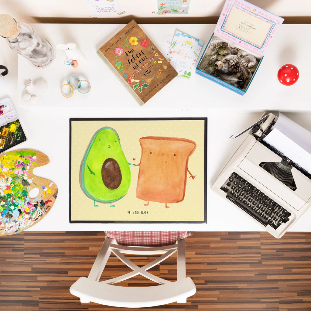 Schreibtischunterlage Avocado Toast Tischunterlage, tischauflage, arbeitsmatte, tischmatten, schreibtischauflagen, tischpad, arbeitsunterlage, Schreibtisch Matte, schreibauflagen, tischauflagen, Schreibtisch Unterlagen, schreibmatte, schreibtischunterlage, tischmatte, pultunterlage, Schreibunterlage, tischpads, schreibtischunterlagen, schreibtischmatte, schreibauflage, Schreibtischauflage, Avocado, Veggie, Vegan, Gesund, Liebespaar, Jahrestagsgeschenk, Toast, Verlobt, Toastbrot, Hochzeitsgeschenk, Jahrestag, Pärchen, Hochzeit, Freundin, Freund, Verlobungsparty