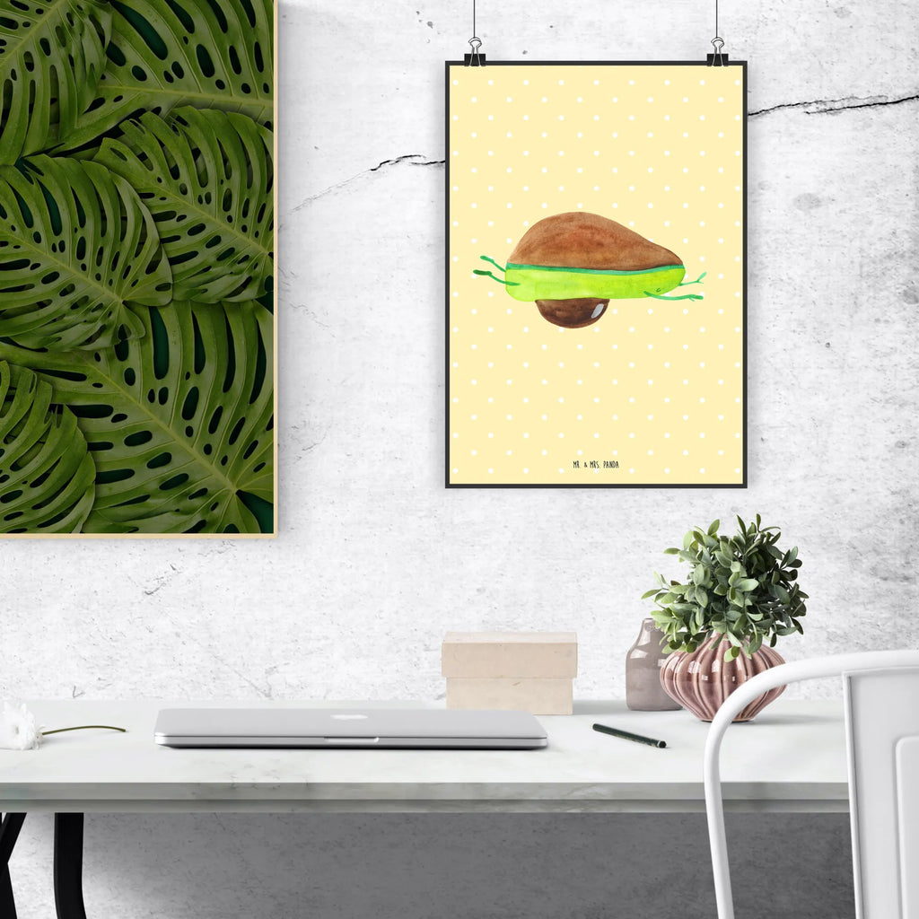 Poster Avocado Yoga Bild für Wand, Plakat, Wandbild, kunst für die wand, wanddruck, Mr. & Mrs. Panda Poster, Wandposter, wandkunst, kunstposter, Bild, Wanddeko Bild, Wandschmuck, kunstdruck poster, Deko Bild, Posterdruck, Designposter, grafikposter, Wanddekoration, wanddeko, drucke, Kunstdruck, Poster, Gesund, Vegan, Veggie, Avocado, Avocado Yoga Vegan