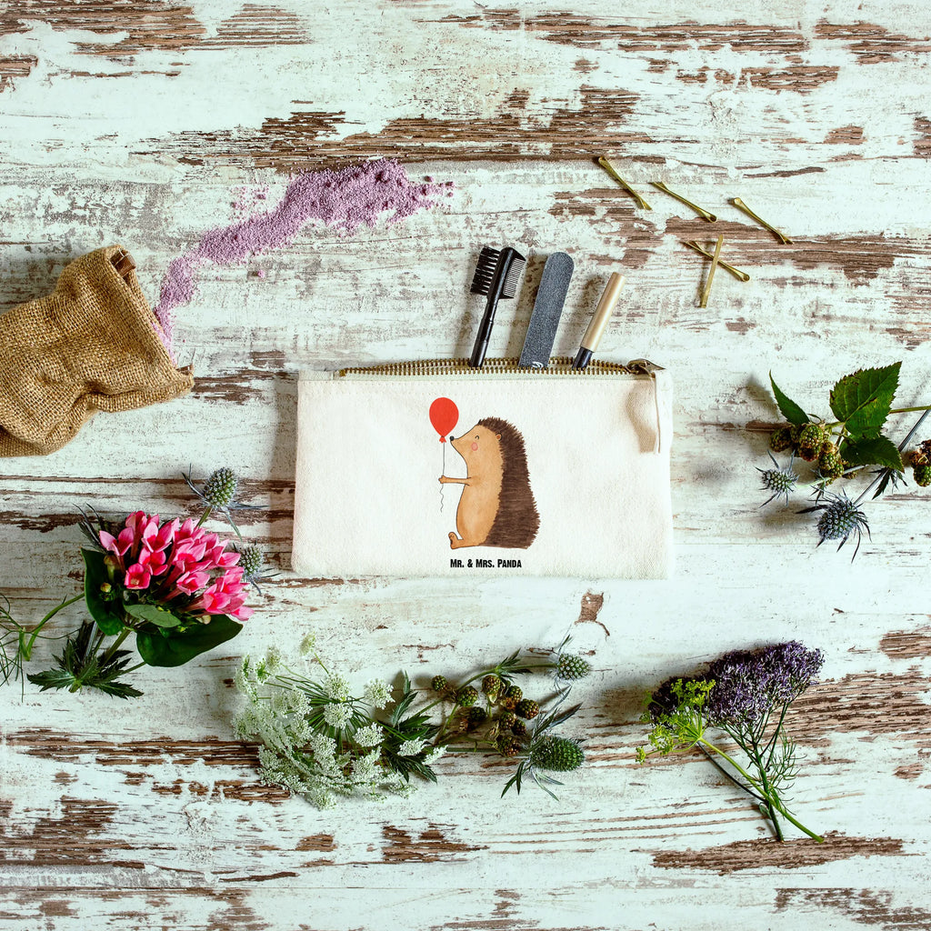 Make-up bag Hedgehog balloon Kosmetiktasche, Kosmetiktasche Damen, Schminktasche Blumen, Kosmetiktasche Mit Spiegel, Schminktasche Wasserdicht, Schminktasche Stoff, Schminktasche Für Mädchen, Schminktasche Klein, Schminktasche Nachhaltig, Kosmetiktasche Zum Mitnehmen, Stifteaufbewahrung, Reise-Kosmetiktasche, Schminktasche Transparent, Schminktasche Minimalistisch, Make-Up Tasche, Schminktasche Groß, Schminktasche Leder, Schminktasche Reise, Kosmetiktasche Organizer, Schminktasche Für Unterwegs, Schminktasche Geschenk, Schminktasche Mit Reißverschluss, Aufbewahrung für Schminke, Schminktasche Für Teenager, Schminkbeutel, Schminktasche, Kulturbeutel Damen, Schminktasche Mit Fächern, Schminktasche Mit Muster, Schminktasche Tiermotiv, Schminktasche für Unterwegs, Schminktasche Zum Aufhängen, Schminktasche Modern, Schminktäschchen, Kosmetiktasche Für Handtasche, Tiermotive, Gute Laune, lustige Sprüche, Tiere, Ballon, Happy Birthday, Glückwunsch, Geburtstag, Herzlichen Glückwunsch, Igel, Geburtstagskind