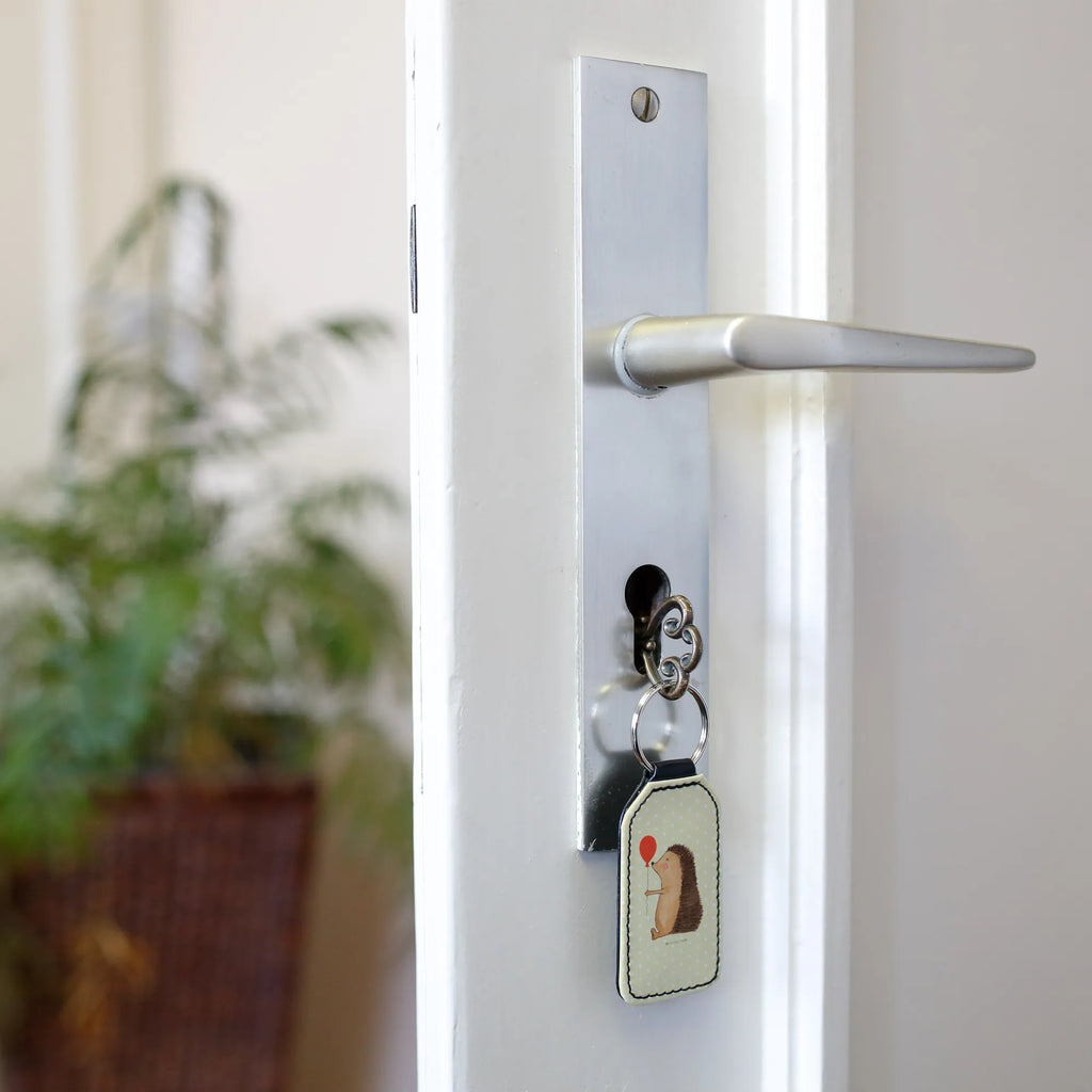 Rechteckig Schlüsselanhänger Igel mit Luftballon Schlüsselanhänger Metall Rechteckig, Schlüsselanhänger Form Rechteck, Schlüsselanhänger Mit Foto Rechteckig, Schlüsselanhänger Für Paare Rechteckig, Schlüsselanhänger Für Frauen Rechteckig, Schlüsselanhänger Klassisch, Schlüsselanhänger Acryl Rechteckig, Schlüsselanhänger Für Familie Rechteckig, Schlüsselanhänger Modern Rechteckig, Schlüsselanhänger Mit Rechteckiger Form, Rechteckiger Schlüsselanhänger Mit Namen, Rechteckiger Anhänger Mit Logo, Auto Schlüsselanhänger Rechteckig, Schlüsselanhänger Büro Rechteckig, Rechteckiger Schlüsselanhänger Mit Wunschtext, Schlüsselanhänger Geschenk Rechteckig, Schlüsselanhänger Mit Gravur Rechteckig, Rechteckiger Anhänger Für Schlüssel, Rechteckiger Schlüsselanhänger, Taschenanhänger Rechteckig, Schlüsselanhänger Rechteckig, Schlüsselanhänger Personalisiert Rechteckig, Schlüsselanhänger Für Männer Rechteckig, Schlüsselanhänger Holz Rechteckig, Werbegeschenk Schlüsselanhänger Rechteckig, Schlüsselanhänger Kunststoff Rechteckig, Schlüsselanhänger Leder Rechteckig, Tiermotive, Gute Laune, lustige Sprüche, Tiere, Igel, Glückwunsch, Geburtstagskind, Happy Birthday, Ballon, Herzlichen Glückwunsch, Geburtstag