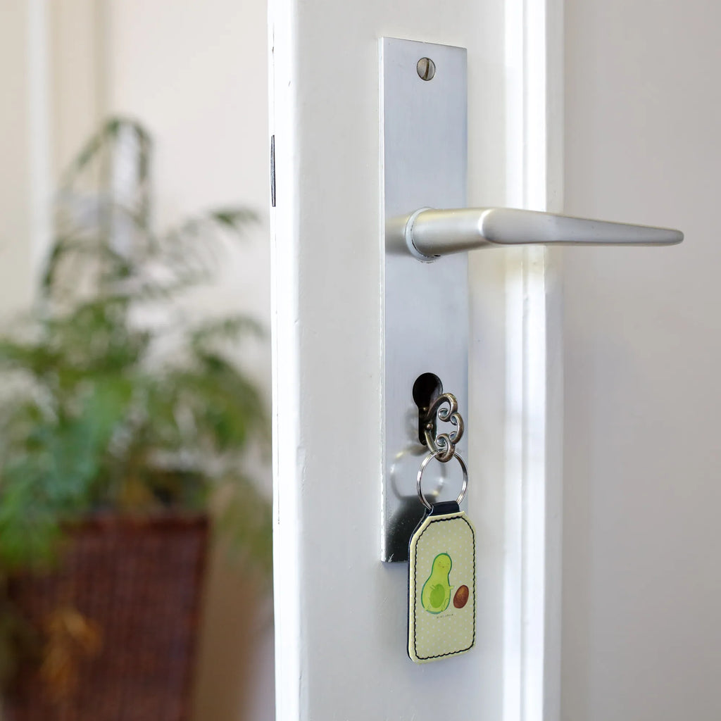 Rechteckig Schlüsselanhänger Avocado rollt Kern Schlüsselanhänger Klassisch, Schlüsselanhänger Mit Rechteckiger Form, Rechteckiger Schlüsselanhänger Mit Namen, Schlüsselanhänger Für Männer Rechteckig, Schlüsselanhänger Metall Rechteckig, Schlüsselanhänger Für Frauen Rechteckig, Schlüsselanhänger Leder Rechteckig, Rechteckiger Schlüsselanhänger Mit Wunschtext, Schlüsselanhänger Mit Foto Rechteckig, Rechteckiger Schlüsselanhänger, Schlüsselanhänger Für Paare Rechteckig, Rechteckiger Anhänger Für Schlüssel, Rechteckiger Anhänger Mit Logo, Auto Schlüsselanhänger Rechteckig, Schlüsselanhänger Rechteckig, Schlüsselanhänger Für Familie Rechteckig, Schlüsselanhänger Mit Gravur Rechteckig, Schlüsselanhänger Büro Rechteckig, Schlüsselanhänger Geschenk Rechteckig, Schlüsselanhänger Holz Rechteckig, Schlüsselanhänger Personalisiert Rechteckig, Schlüsselanhänger Form Rechteck, Schlüsselanhänger Kunststoff Rechteckig, Schlüsselanhänger Acryl Rechteckig, Taschenanhänger Rechteckig, Werbegeschenk Schlüsselanhänger Rechteckig, Schlüsselanhänger Modern Rechteckig, Avocado, Veggie, Vegan, Gesund, zur Geburt, große Liebe, Schwanger, Kind, Babyparty, erstes Kind, Love, Baby, Avocados, Säugling, Geburtstag, Schwangerschaft, Liebe, Geburt
