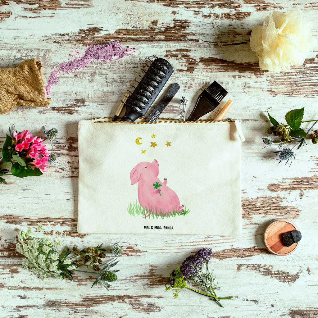 Make-up bag Pig Luck Schminktasche Reise, Schminkbeutel, Aufbewahrung für Schminke, Schminktasche Nachhaltig, Kosmetiktasche Damen, Schminktasche Mit Fächern, Schminktasche Leder, Stifteaufbewahrung, Schminktasche Minimalistisch, Schminktasche Wasserdicht, Schminktasche Für Mädchen, Schminktasche Geschenk, Schminktasche Mit Reißverschluss, Schminktasche Transparent, Kosmetiktasche, Schminktasche Tiermotiv, Schminktasche Modern, Schminktasche Groß, Schminktäschchen, Schminktasche für Unterwegs, Make-Up Tasche, Schminktasche Mit Muster, Kosmetiktasche Für Handtasche, Reise-Kosmetiktasche, Schminktasche Zum Aufhängen, Kosmetiktasche Organizer, Schminktasche Blumen, Schminktasche Klein, Schminktasche Stoff, Schminktasche Für Teenager, Schminktasche, Kosmetiktasche Zum Mitnehmen, Schminktasche Für Unterwegs, Kosmetiktasche Mit Spiegel, Kulturbeutel Damen, Tiermotive, Gute Laune, lustige Sprüche, Tiere, Motivation, Sterne, Glücksbringer, Ziele, Glücksschwein. Glück, Sernchen, Schweinchen, Träume, Schwein