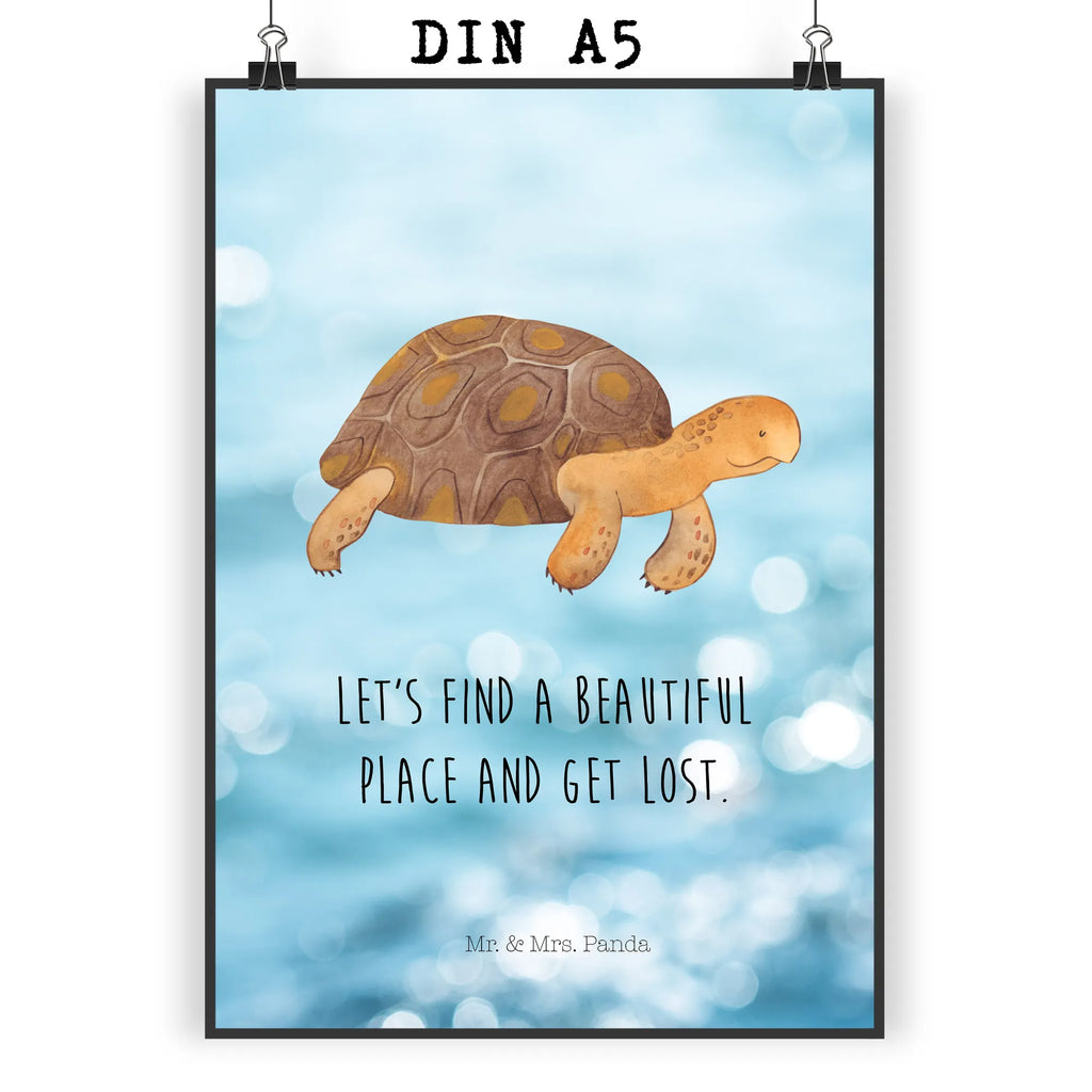 Plakat Żółw maszerować kunst für die wand, wanddeko, Wanddeko Bild, wanddruck, kunstdruck poster, Wandposter, Kunstdruck, Deko Bild, Bild, Wandbild, Mr. & Mrs. Panda Poster, wandkunst, kunstposter, Wanddekoration, Designposter, Bild für Wand, Posterdruck, Wandschmuck, drucke, Plakat, Poster, grafikposter, Meerestiere, Urlaub, Meer, Schildkröte, Motivation, Lieblingsmensch, Schildkröten, Inspiration, Get Lost, Neustart, Abenteuer, Reiselust