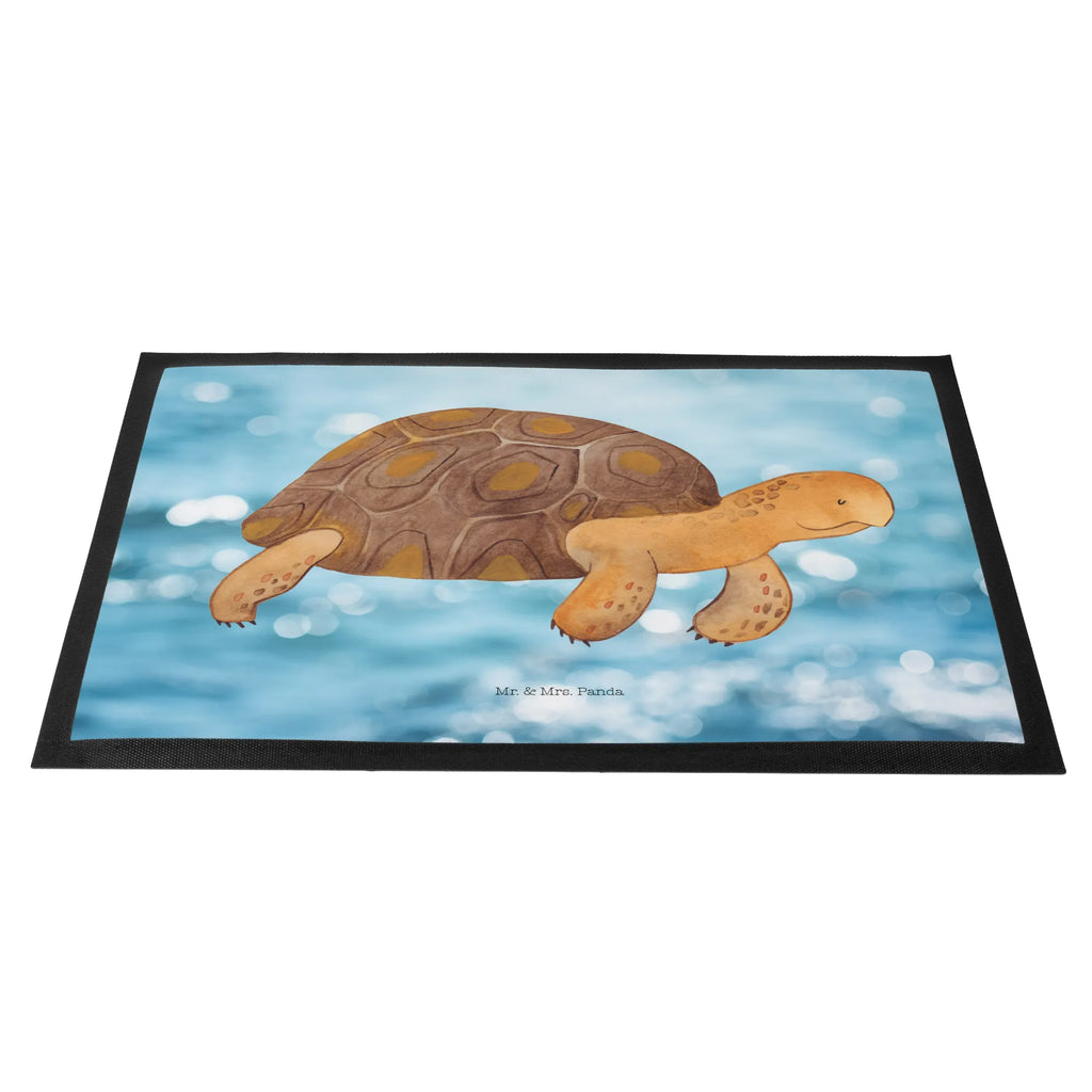 Fußmatte Schildkröte Marschieren Fußabtreter, Schmutzfangmatte, Fussmatten, Gummimatte, Gummi Matte, Schmutzfangteppich, Motivfußmatte, Fußmatte außen, Türvorleger, Fußmatte outdoor, Matte, Türmatte, Fußabstreifer, Haustürmatte, Fußabstreifer außen, Fussmatten online, Fußmatten, Vorleger, Fußmatte waschbar, Fußmatte innen, Schmutzfänger, Fußabtreter außen, Schmutzmatte, Eingangsteppich, Sauberlaufmatte, Fußmatte außen wetterfest, Schmutzfangmatte waschbar, Meerestiere, Meer, Urlaub, Abenteuer, Schildkröten, Schildkröte, Inspiration, get lost, Lieblingsmensch, Reiselust, Neustart, Motivation