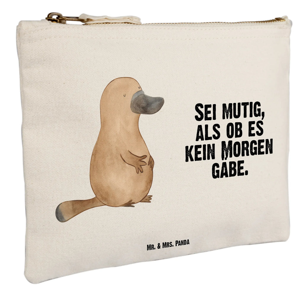 Make-up bag platypus courage Schminktäschchen, Schminktasche, aufbewahrungstasche, Kulturtasche, Mäppchen, kosmetiktäschchen, aufbewahrungsbeutel, pencil case, Federmappe, toiletry bag, Kulturbeutel, utensilientasche, Kosmetikbeutel, Etui, pinsel tasche, beauty case, beauty tasche, Schminkbeutel, Kosmetiktasche, Schlampermäppchen, Waschbeutel, Waschtasche, Stiftemäppchen, Meerestiere, Urlaub, Meer, Raodtrip, Neustart, Weltreise, Arbeit, Schnabeltier, Neuanfang, Motivation, Training, Mut, Lebensweisheit, Büro, mutig, Schnabeltiere