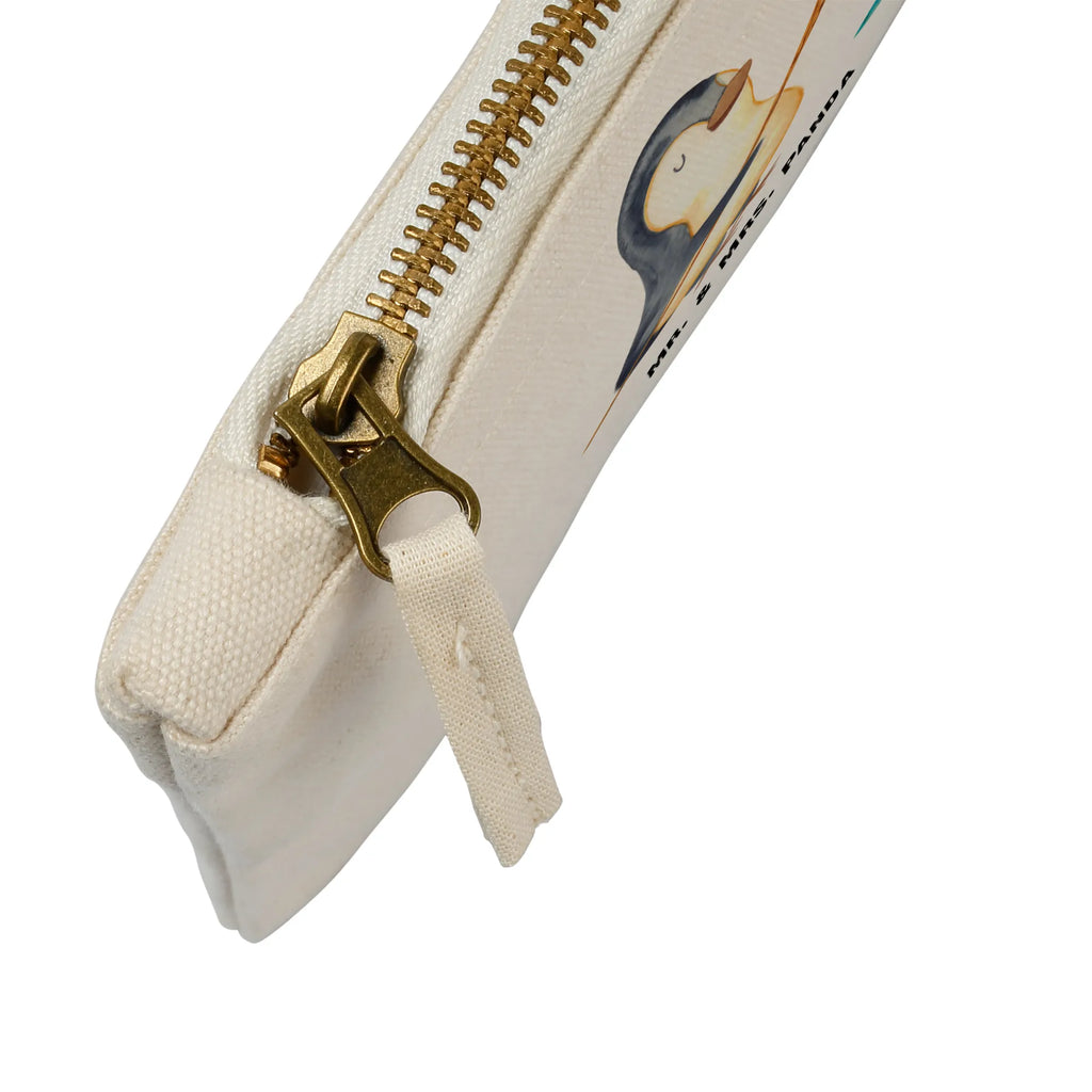 torebka na makijaż Pingwin Wędkarz Etui, aufbewahrungsbeutel, Schminktasche, toiletry bag, beauty tasche, Kulturtasche, kosmetiktäschchen, pinsel tasche, Kosmetiktasche, Schminkbeutel, Kulturbeutel, Waschtasche, aufbewahrungstasche, utensilientasche, Schlampermäppchen, Mäppchen, pencil case, Federmappe, Waschbeutel, Schminktäschchen, Kosmetikbeutel, beauty case, Stiftemäppchen, Pinguin, Tagesplan, Freundinnen, Geschenkidee, Neustart, Wochenende, Planer, Geschenk, Plan, Pinguine, Motivation, Urlaub, Angler, Tagträume, Angeln, Hobby