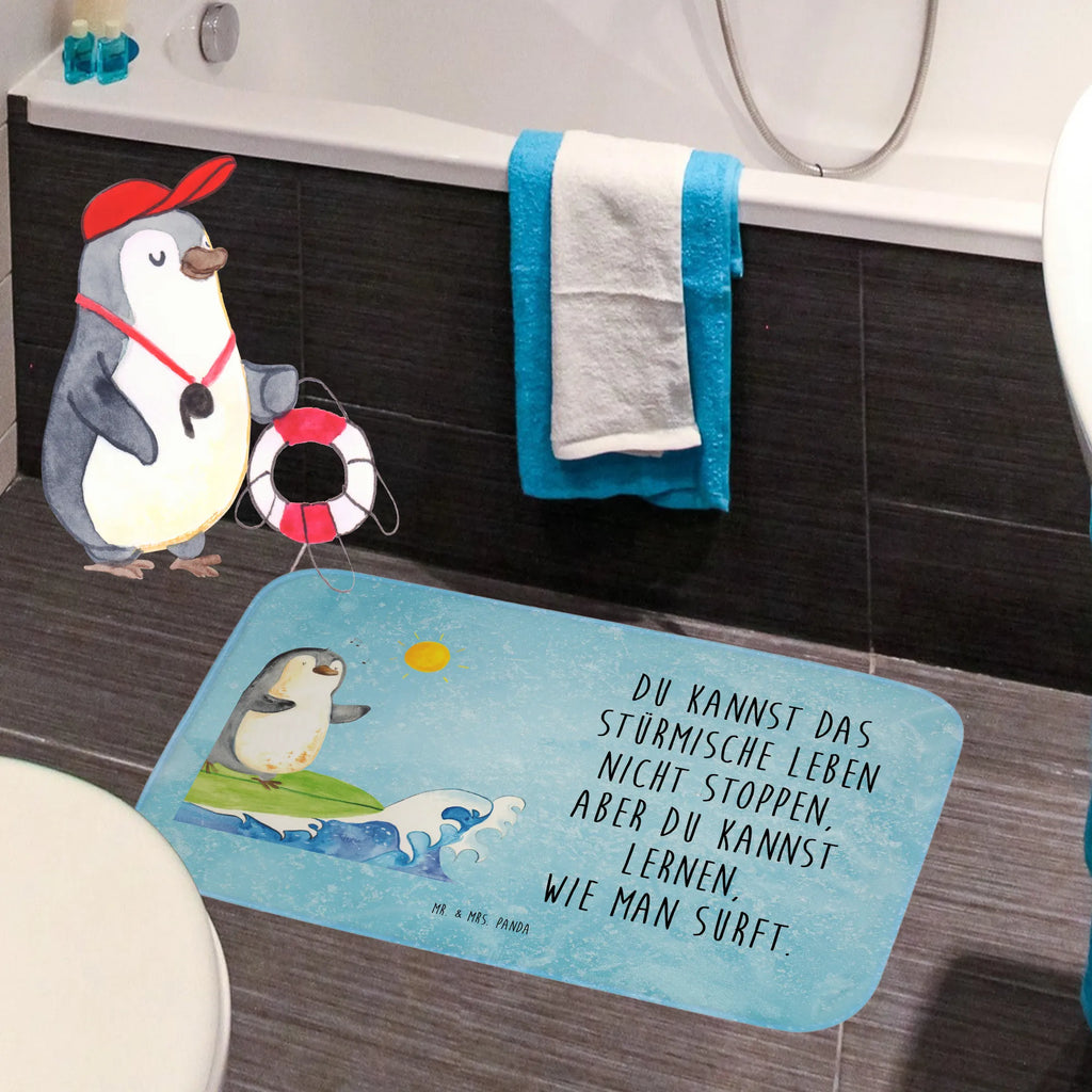 Badematte Pinguin Surfer Badvorleger Klein, Badematte, Badematte Rutschfest, Badvorleger Für Dusche, Badvorleger Teppich, Badvorleger Antirutsch, Badvorleger, Badmatte Waschbar, Badezimmerteppich, Badvorleger Für Gäste-WC, Waschbarer Badvorleger, Badvorleger Baumwolle, Badvorleger Mikrofaser, Duschvorleger, Badteppich, Teppich Fürs Bad, Badläufer, Badvorleger Für Badewanne, Badvorleger Schwarz, Rechteckiger Badvorleger, Weicher Badvorleger, Badvorleger Nachhaltig, Badvorleger Vintage, Badvorleger Naturmaterial, Badvorleger Klassisch, Badvorleger Design, Bad Fußmatte, Badvorleger Groß, Weiche Badezimmermatte, Badvorleger Gemustert, Badvorleger Modern, Saugfähiger Badvorleger, Badgarnitur, Badezimmer Matte, Badematten Set, Runder Badvorleger, Badvorleger Weiß, Rutschfester Badvorleger, Pinguin, Portugal, Surfer, Wellen, Urlaub, Pinguine, Hawaii, Wellen reiten, surfen