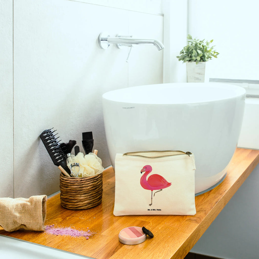 Schminktasche Flamingo Classic Waschtasche, Schminktasche, Stiftemäppchen, toiletry bag, pinsel tasche, Schlampermäppchen, Waschbeutel, beauty tasche, Kosmetikbeutel, Etui, beauty case, aufbewahrungsbeutel, aufbewahrungstasche, kosmetiktäschchen, utensilientasche, Mäppchen, Kulturbeutel, pencil case, Federmappe, Kosmetiktasche, Kulturtasche, Schminktäschchen, Schminkbeutel, Flamingo, Selbstliebe, Freundin, für Mich, Spruch, Geschwister, Freundinnen, Tochter, Ich, Einzigartig, Stolz, Außenseiter, Sohn