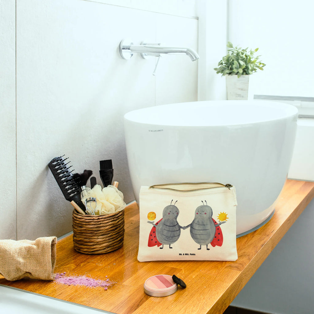 Schminktasche Sternzeichen Zwilling Stiftemäppchen, Kosmetikbeutel, Federmappe, Waschbeutel, beauty tasche, Kosmetiktasche, Kulturtasche, Mäppchen, Etui, Kulturbeutel, Schminkbeutel, beauty case, aufbewahrungstasche, toiletry bag, Waschtasche, kosmetiktäschchen, utensilientasche, aufbewahrungsbeutel, pencil case, pinsel tasche, Schlampermäppchen, Schminktasche, Schminktäschchen, Sternzeichen, Tierkreiszeichen, Horoskop, Astrologie, Aszendent, Geburtstag Mai, Glückskäfer, Geschenk Juni, Zwilling Sternzeichen, Zwillingsbruder, Marienkäfer, Geschenk Mai, Zwillingsschwester, Zwilling Geschenk, Zwillinge