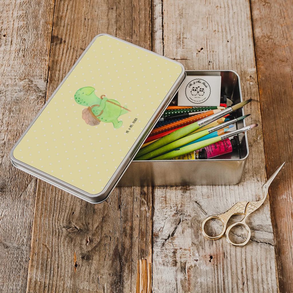 Metalldose rechteckig Schildkröte Wanderer Teedose Metall, Schmuckdose Metall, Aufbewahrungsdose, Keksdose, Geschenkverpackung Aus Metall, Vorratsdosen, Vorratsbehälter, metallbehälter, Dose Aus Metall, Runde Dose, aufbewahrungsbehälter, pralinendose, gewürzdose, Dose Mit Deckel Metall, Metalldose Mit Motiv, Aufbewahrungsdose Metall, süssigkeitendose, runddose, schmuckdose, aufbewahrungsboxen, Metalldose, blechdosen, Kaffeedose Metall, plätzchendose, Geschenkartikel, vorratsboxen, Aufbewahrungsbox, Aufbewahrungsbox Metall, Metallbehälter Mit Deckel, Aluminiumdose, dosen, Teedose, Aufbewahrungsdose Aus Blech, Blechdose, Blechbehälter, Vorratsbehälter Aus Metall, Kaffeedose, gewürzdosen, Blechbox Mit Aufdruck, Bedruckte Metalldose, bonbondose, Geschenkbox Metall, keksdosen, metallboxen, küchenbehälter, teedosen, Runddose Metall, gebäckdose, Süßigkeitendose Metall, Metallbox, kräuterdose, Keksdose Metall, Verpackungsdose Metall, Vorratsbox Metall, Metalldose Mit Spruch, Kaffeedosen, Sammeldose Metall, Geschenkdose, Dose, Schildkröte, Neuanfang, Schildkröten, Motivation, Motivationsspruch, Motivationssprüche