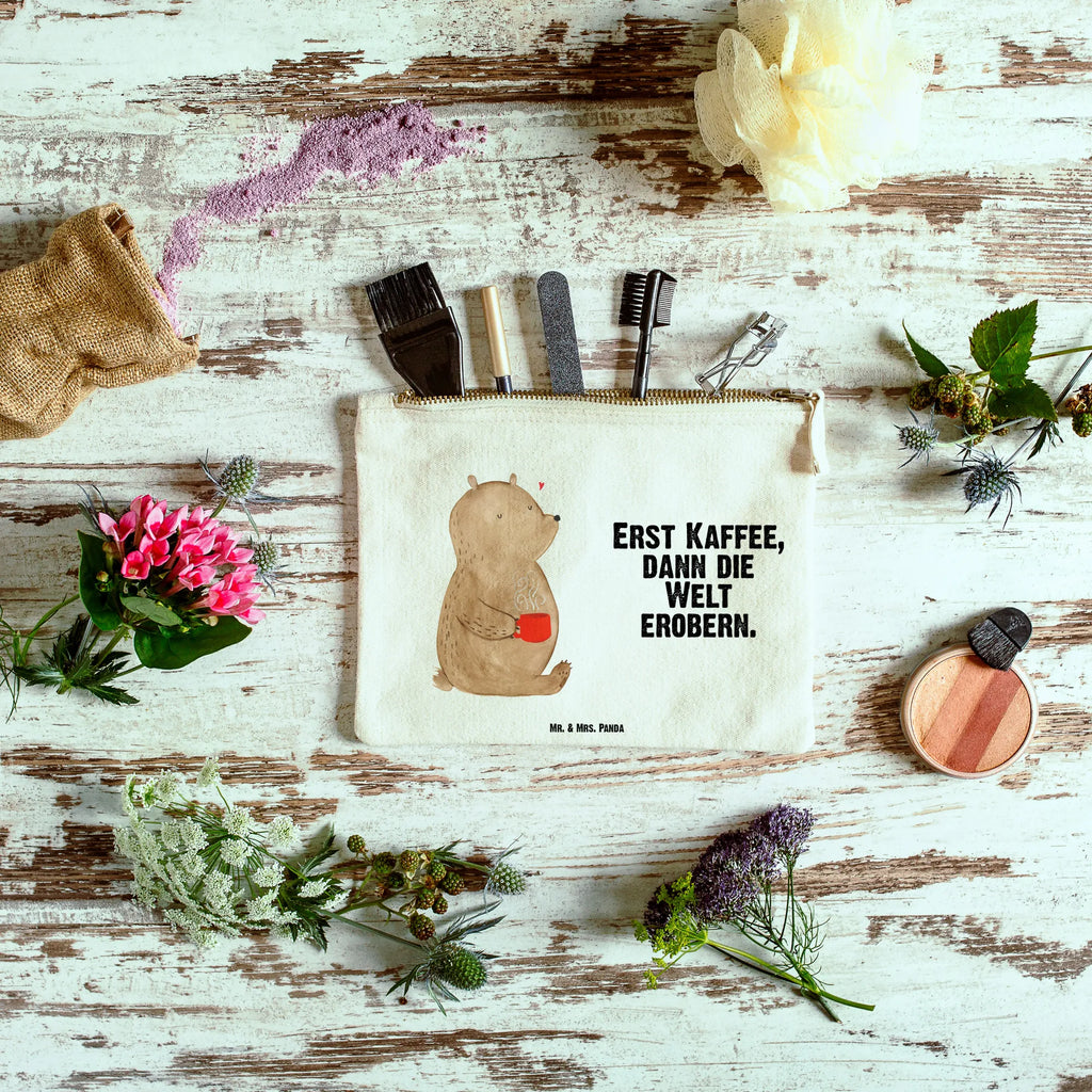 torebka na makijaż Niedźwiedź kawa Schlampermäppchen, Schminkbeutel, pencil case, Waschtasche, Kulturbeutel, Stiftemäppchen, Etui, toiletry bag, Kosmetiktasche, beauty case, pinsel tasche, Federmappe, beauty tasche, Mäppchen, Schminktasche, aufbewahrungsbeutel, Kulturtasche, utensilientasche, Waschbeutel, Schminktäschchen, Kosmetikbeutel, kosmetiktäschchen, aufbewahrungstasche, Bär, Teddybär, Teddy, Bären, Guten Morgen, Kaffee, Coffee, Welt Retten, Morgenroutine, Motivation, Welt Erobern