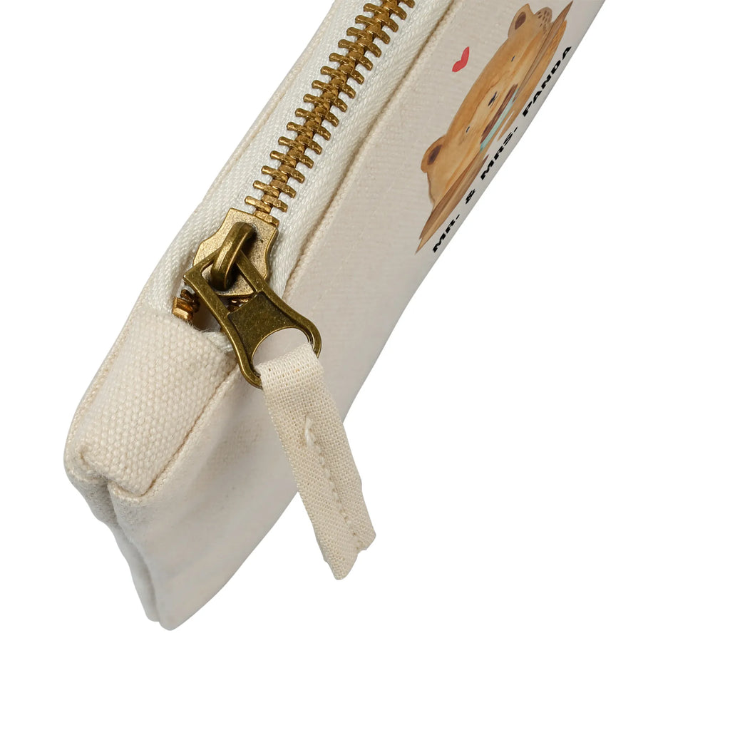 torebka na makijaż Niedźwiedź Niemowlę Schminktasche Modern, Schminktasche für Unterwegs, Schminktasche Zum Aufhängen, Schminktasche Leder, Schminktasche Tiermotiv, Kulturbeutel Damen, Kosmetiktasche Für Handtasche, Schminktasche Klein, Aufbewahrung für Schminke, Schminktasche Mit Reißverschluss, Schminktasche Mit Fächern, Kosmetiktasche Mit Spiegel, Schminktasche Transparent, Schminktasche Reise, Schminkbeutel, Kosmetiktasche, Make-Up Tasche, Schminktasche Groß, Schminktasche Stoff, Kosmetiktasche Damen, Schminktasche Für Mädchen, Schminktasche Für Teenager, Schminktasche Geschenk, Schminktasche Blumen, Stifteaufbewahrung, Schminktäschchen, Kosmetiktasche Zum Mitnehmen, Schminktasche, Schminktasche Wasserdicht, Reise-Kosmetiktasche, Kosmetiktasche Organizer, Schminktasche Minimalistisch, Schminktasche Mit Muster, Schminktasche Nachhaltig, Schminktasche Für Unterwegs, Bär, Teddy, Teddybär, Baby, Mutter, Eltern, Geburt, Enkelin, Glückwunsch, Enkel, Täufling, Geburtstag, Neffe, Nichte, Taufe