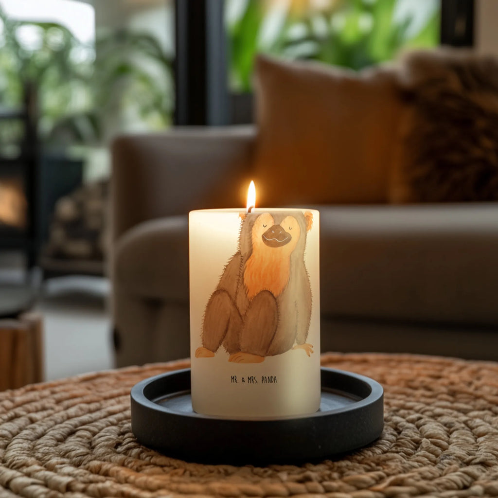 Candle Monkey Kerze Mit Motiv, Wunschkerze, Tafelkerze, Kerze Mit Spruch, Stumpenkerze, Erinnerungslicht, Wachskerze, Osterkerze, Geburtstagskerze, Laternenkerze, Bedruckte Kerze, Grosse Kerze, Blockkerze, Dekokerze, Weihnachtskerze, Tischkerze, Handgemachte Kerze, Geburtskerze, Erinnerungskerze, Hochzeitskerze, Dekorative Kerze, Gartenkerze, Adventskerze, Dinnerkerze, Schmuckkerze, Zylinderkerze, Kommunionskerze, Afrika, Wildtiere, Selbstbewusstsein, Affe, Affen, Motivation, Äffchen, Selbstachtung, Selbstliebe, Respekt, Liebe, Selfcare