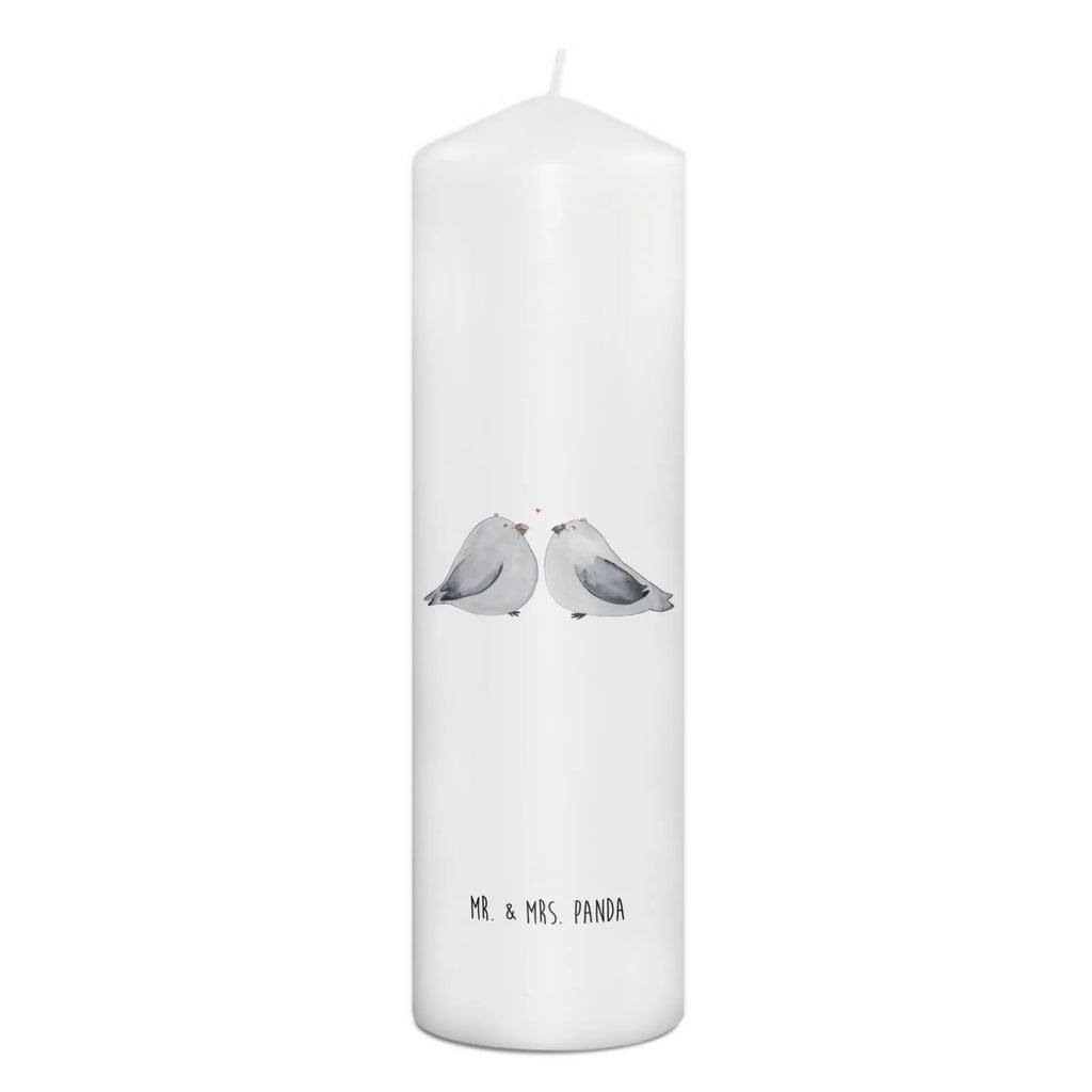 Candle Turtledoves in love Zylinderkerze, Erinnerungskerze, Dekorative Kerze, Geburtskerze, Geburtstagskerze, Erinnerungslicht, Stumpenkerze, Adventskerze, Tafelkerze, Weihnachtskerze, Schmuckkerze, Kerze Mit Spruch, Dekokerze, Bedruckte Kerze, Tischkerze, Blockkerze, Hochzeitskerze, Dinnerkerze, Kommunionskerze, Wunschkerze, Kerze Mit Motiv, Handgemachte Kerze, Grosse Kerze, Osterkerze, Laternenkerze, Gartenkerze, Wachskerze, Freundin, Freund, Liebe, Liebesgeschenk, Jahrestag, Verlobung, Partner, Ehemann, Ehefrau, Heiraten, Heiratsantrag, Hocheitstag, Turteltauben, Geschenk Freundin, Turteltäubchen, Hochzeitstag, Geschenk Freund, Geschenk Hochzeit, Verheiratet, Tauben, Verlobt, Verliebt, Liebesbeweis