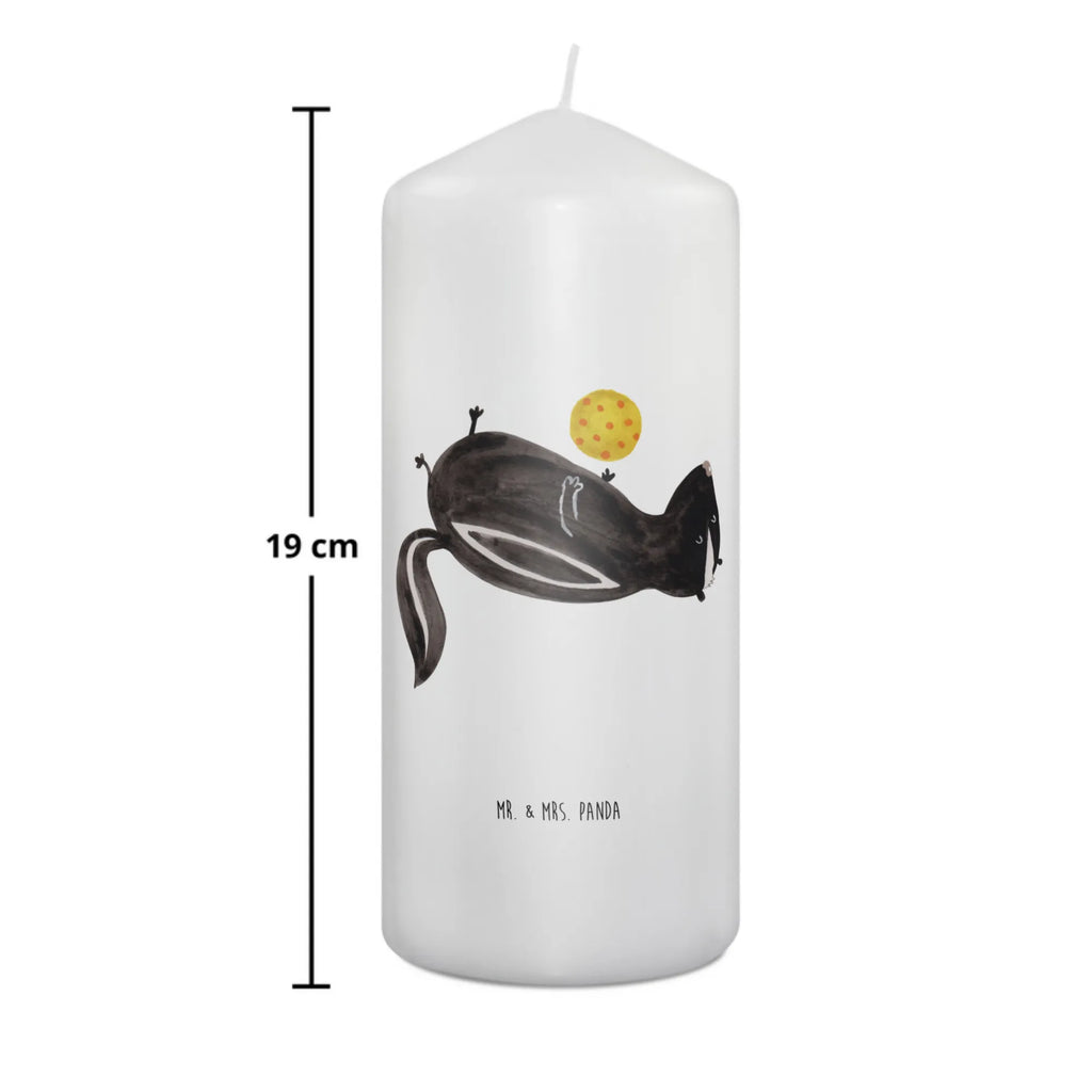 Candle skunk ball Duftkerze, Grablicht, Kerze Für Firmung, Sojawachskerze, Gedenkkerze, Kerze Für Weihnachten, Kerze Für Kommunion, Teelicht, Tafelkerze, Kerze Mit Gravur, Kerze Als Gastgeschenk, Kerze Mit Namensgravur, Kerze Für Ostern, Tischkerze, Andachtskerze, Dinnerkerzenpaar, Gartenkerze, Kerze Mit Fotoeinleger, Outdoor-Kerze, Kerze Für Hochzeit, Kerze Für Taufe, Blockkerze, Votivkerze, Grabkerze, Kerze Mit Prägung, Kerze Mit Spruch, Kerze Mit Duft, Kerze Für Geburtstag, Handgemachte Kerze, Dinnerkerze, Kerze Ohne Duft, Handgegossene Kerze, Stabkerze, Laternenkerze, Bio-Kerze, Metall-Kerze, Stumpenkerzen-Set, Fair-Trade-Kerze, Stearin­kerze, Stumpenkerze, Streukerze, Kerze Für Advent, Trauerkerze, Glas-Kerze, Kerze Mit Motiv, Kerze, Stinktier, Skunk, Wildtier, Stinker, Weisheit, verspielt, Raubtier, Stinki