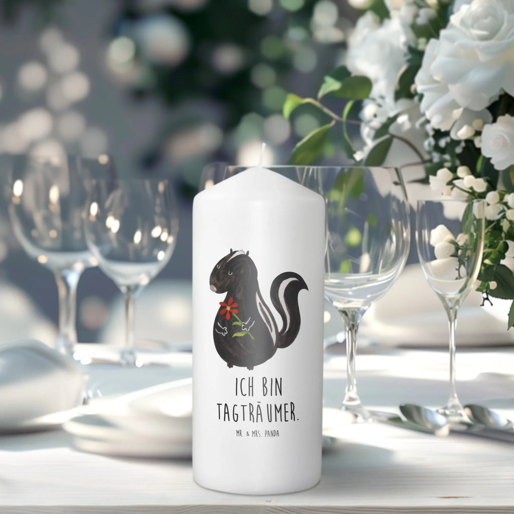 Candle skunk flower Kommunionskerze, Grosse Kerze, Tafelkerze, Osterkerze, Weihnachtskerze, Erinnerungskerze, Blockkerze, Dekokerze, Dinnerkerze, Handgemachte Kerze, Wachskerze, Bedruckte Kerze, Tischkerze, Adventskerze, Stumpenkerze, Zylinderkerze, Kerze Mit Motiv, Kerze Mit Spruch, Geburtskerze, Dekorative Kerze, Hochzeitskerze, Laternenkerze, Geburtstagskerze, Gartenkerze, Erinnerungslicht, Schmuckkerze, Wunschkerze, Skunk, Stinktier, Stinker, Verträumt, Träume, Raubtier, Dreams, Tagträumer, Stinki, Wildtier