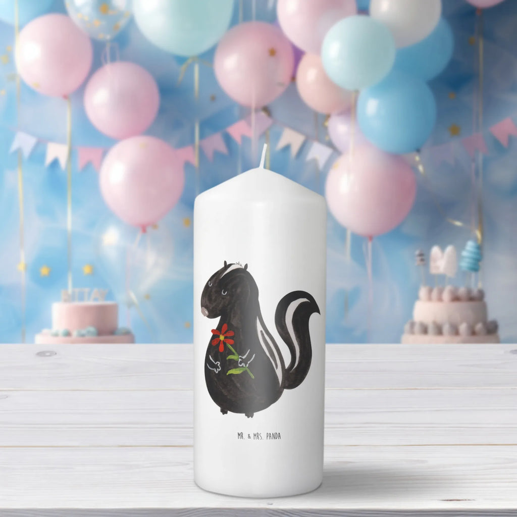 Candle skunk flower Kommunionskerze, Grosse Kerze, Tafelkerze, Osterkerze, Weihnachtskerze, Erinnerungskerze, Blockkerze, Dekokerze, Dinnerkerze, Handgemachte Kerze, Wachskerze, Bedruckte Kerze, Tischkerze, Adventskerze, Stumpenkerze, Zylinderkerze, Kerze Mit Motiv, Kerze Mit Spruch, Geburtskerze, Dekorative Kerze, Hochzeitskerze, Laternenkerze, Geburtstagskerze, Gartenkerze, Erinnerungslicht, Schmuckkerze, Wunschkerze, Skunk, Stinktier, Stinker, Verträumt, Träume, Raubtier, Dreams, Tagträumer, Stinki, Wildtier