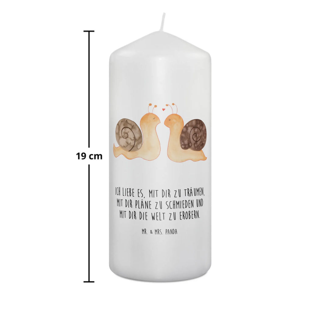 Candle Snails in love Erinnerungslicht, Dekorative Kerze, Kerze Mit Spruch, Laternenkerze, Osterkerze, Dinnerkerze, Tafelkerze, Weihnachtskerze, Stumpenkerze, Grosse Kerze, Blockkerze, Adventskerze, Zylinderkerze, Kommunionskerze, Schmuckkerze, Bedruckte Kerze, Tischkerze, Geburtskerze, Erinnerungskerze, Gartenkerze, Hochzeitskerze, Kerze Mit Motiv, Handgemachte Kerze, Geburtstagskerze, Wachskerze, Wunschkerze, Dekokerze, Freundin, Freund, Liebe, Liebesgeschenk, Jahrestag, Verlobung, Partner, Ehemann, Ehefrau, Heiraten, Heiratsantrag, Hocheitstag