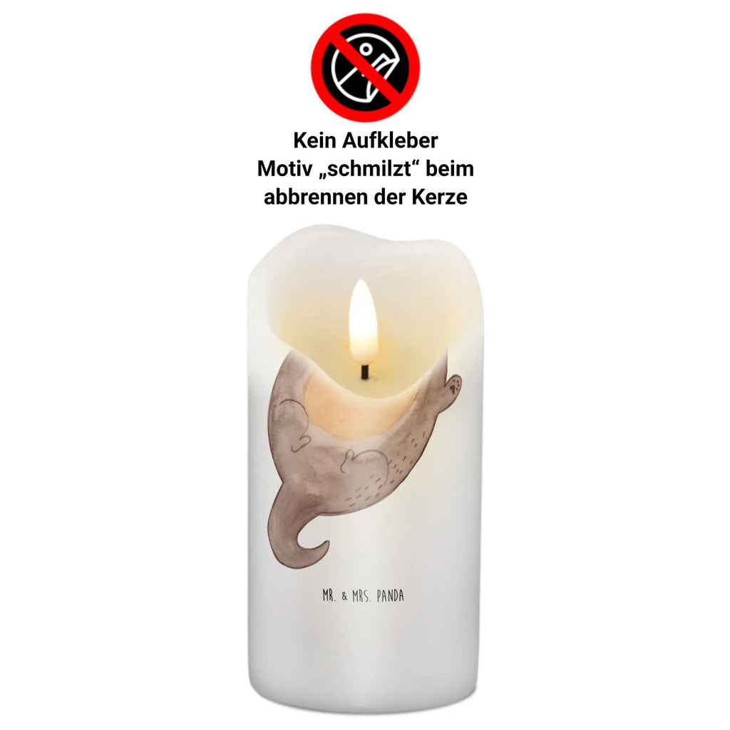Candle otter Embrace Stumpenkerze, Kerze Für Taufe, Stumpenkerzen-Set, Kerze Für Weihnachten, Glas-Kerze, Handgemachte Kerze, Blockkerze, Handgegossene Kerze, Kerze Mit Motiv, Streukerze, Bio-Kerze, Gedenkkerze, Fair-Trade-Kerze, Gartenkerze, Stabkerze, Grabkerze, Kerze Für Hochzeit, Kerze Für Ostern, Kerze Für Kommunion, Votivkerze, Kerze Für Advent, Kerze Als Gastgeschenk, Kerze Mit Fotoeinleger, Metall-Kerze, Kerze Mit Spruch, Kerze Ohne Duft, Trauerkerze, Tafelkerze, Sojawachskerze, Andachtskerze, Kerze Mit Duft, Kerze Mit Prägung, Dinnerkerze, Duftkerze, Kerze Für Geburtstag, Dinnerkerzenpaar, Kerze Für Firmung, Kerze, Kerze Mit Gravur, Outdoor-Kerze, Grablicht, Stearin­kerze, Laternenkerze, Kerze Mit Namensgravur, Teelicht, Tischkerze, Otter, Fischotter, Seeotter, Otter Seeotter See Otter