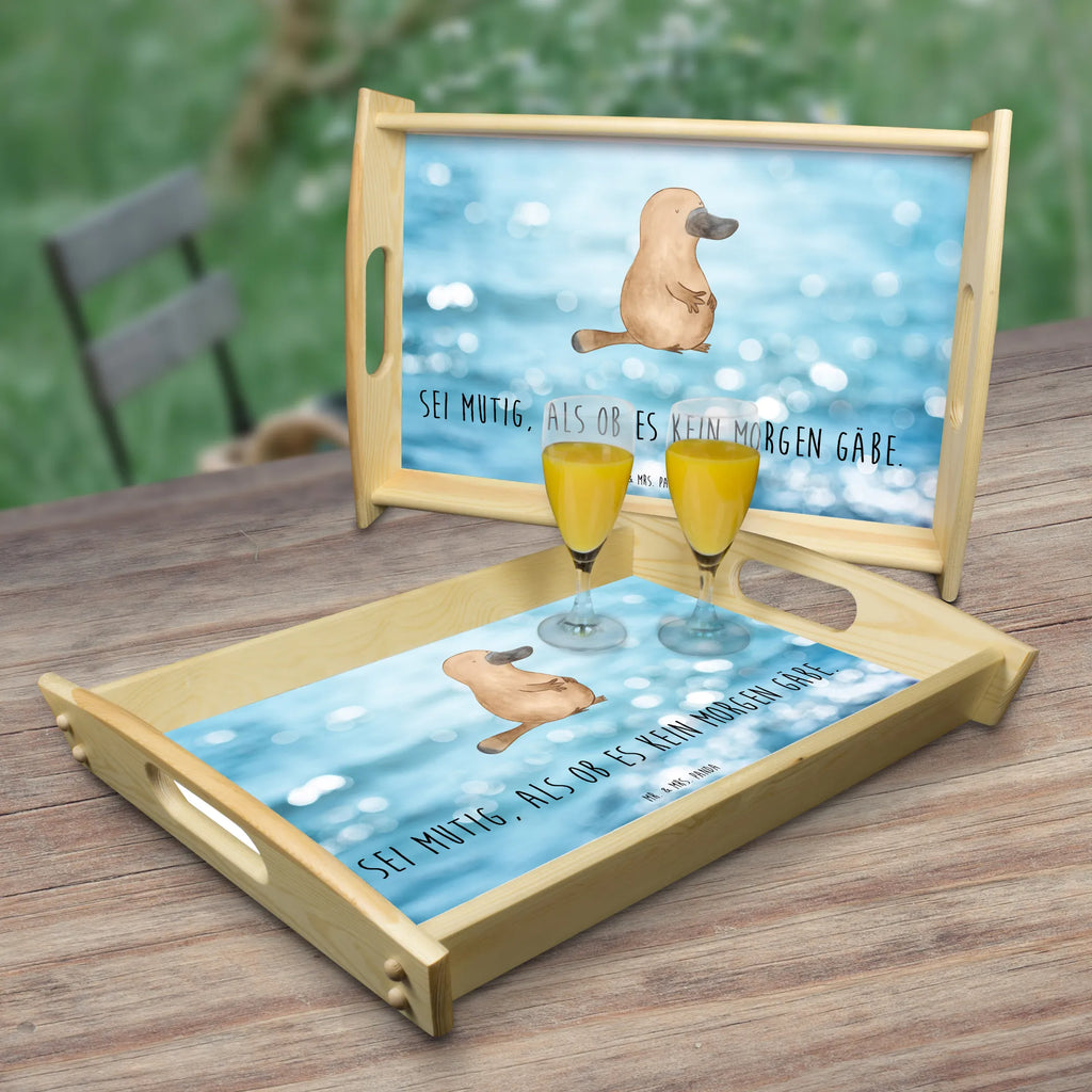 Serving tray platypus courage serviertablett aus holz, tablett für bett, echtholz tablett, ablagetablett, teetablett, tablett aus holz, tragetablett, tablett für essen, Küchentablett, tablett für getränke, serviertablett holz, bett tablett, Serviertablett, betttablett, holz serviertablett, Frühstückstablett, Servier Tablett, tablett holz, sofatablett, Tablett, getränketablett, Holztablett, kaffeetablett, essenstablett, couchtablett, tablett zum servieren, Urlaub, Meer, Meerestiere, Neuanfang, Arbeit, Raodtrip, Mut, Neustart, Lebensweisheit, Schnabeltier, Büro, Weltreise, Schnabeltiere, Training, Motivation, mutig