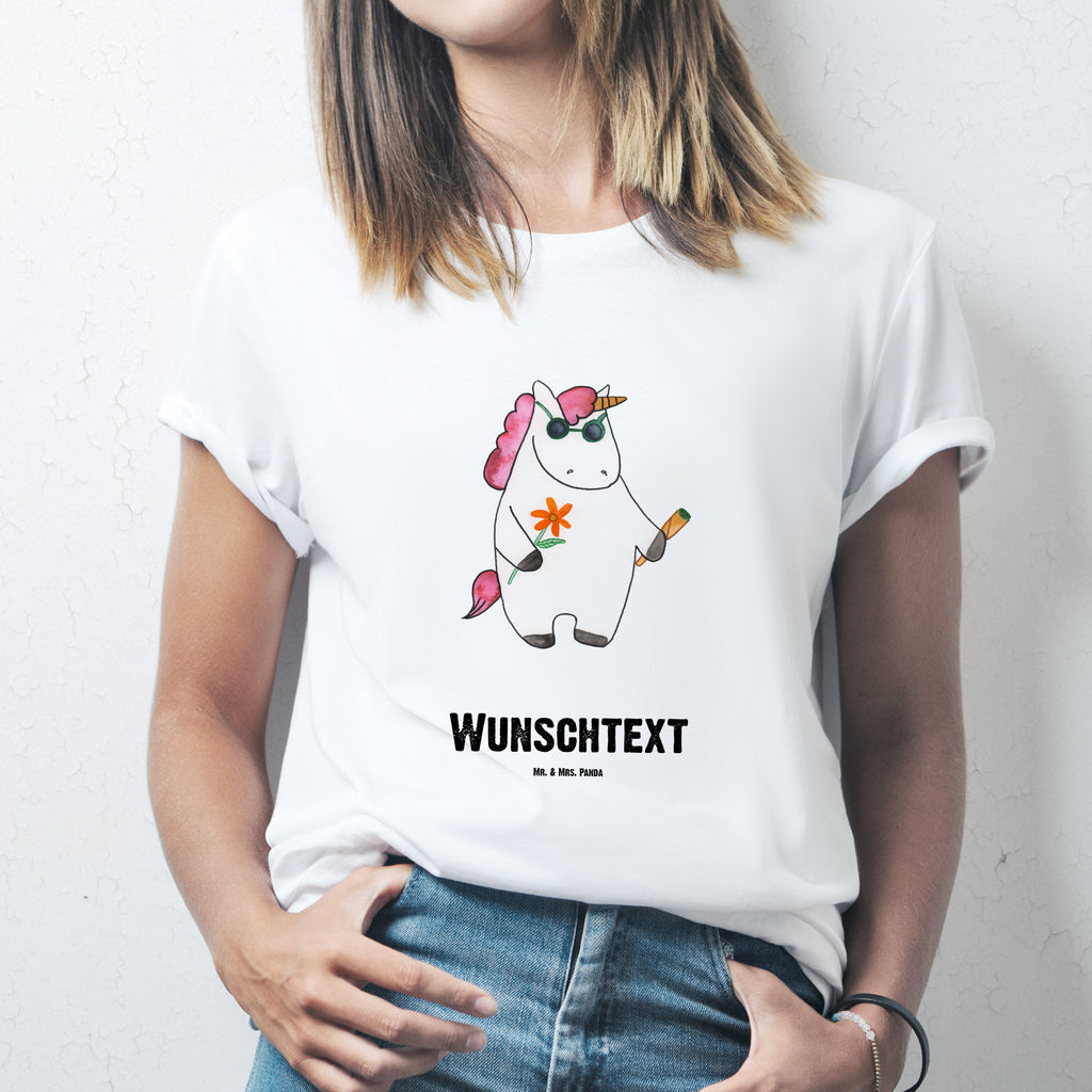 Personalisiertes T-Shirt Einhorn Woodstock T-Shirt Personalisiert, T-Shirt mit Namen, T-Shirt mit Aufruck, Männer, Frauen, Wunschtext, Bedrucken, Einhorn, Einhörner, Einhorn Deko, Pegasus, Unicorn, Kiffen, Joint, Zigarette, Alkohol, Party, Spaß. lustig, witzig, Woodstock